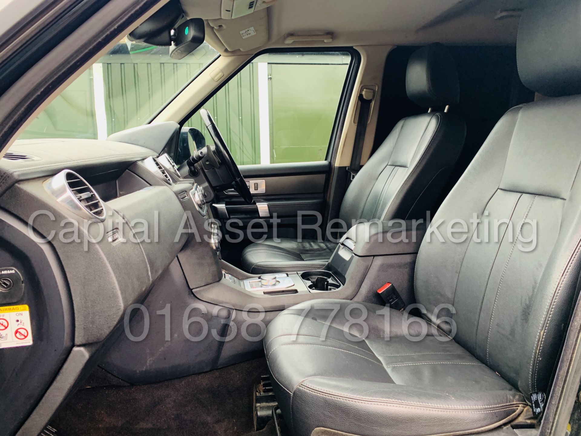 LAND ROVER DISCOVERY 4 *XS EDITION* UTILITY COMMERCIAL (2014) '3.0 SDV6 - 8 SPEED AUTO' *TOP SPEC* - Image 22 of 49