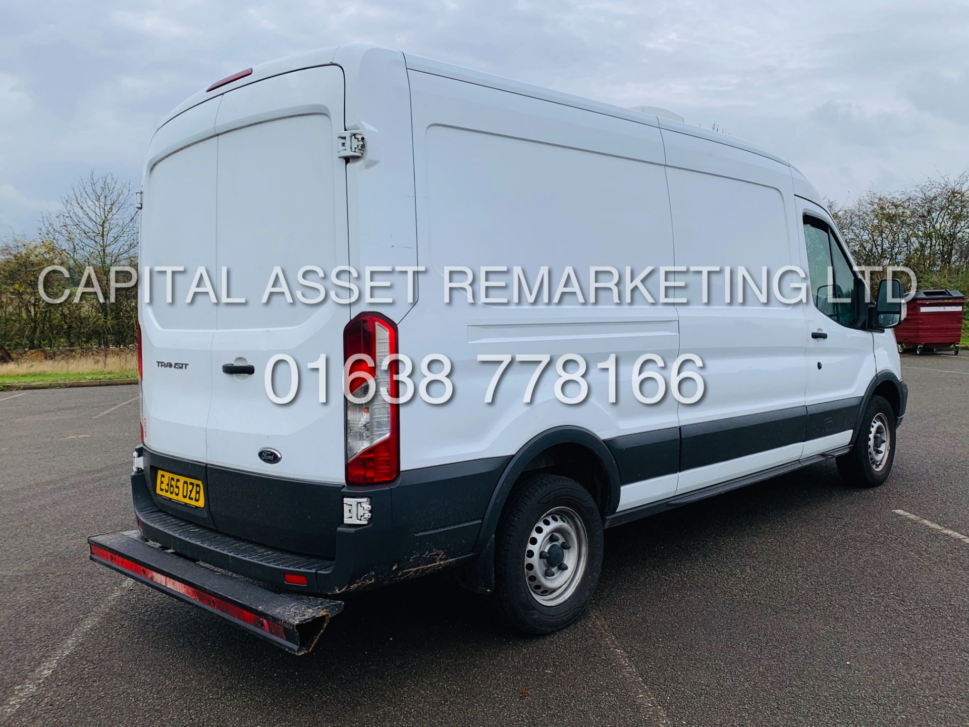 FORD TRANSIT 125 T350L RWD *LWB - REFRIGERATED VAN* (2016) '2.2 TDCI - 125 BHP - 6 SPEED' (1 OWNER) - Bild 7 aus 26