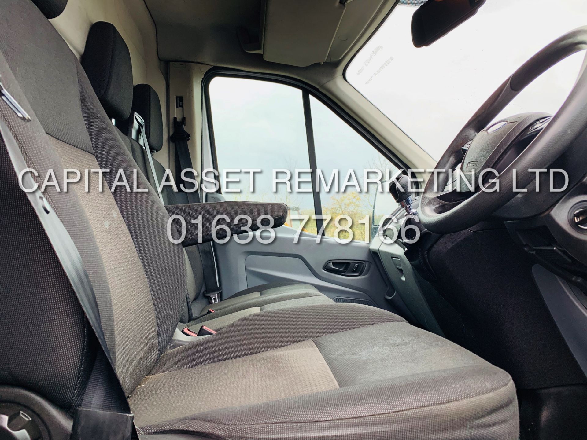 FORD TRANSIT 130 T350 *LWB HI-ROOF* (2018 MODEL) '2.0 TDCI-EURO 6/AD-BLUE-6 SPEED' *U-LEZ COMPLIANT* - Bild 24 aus 32