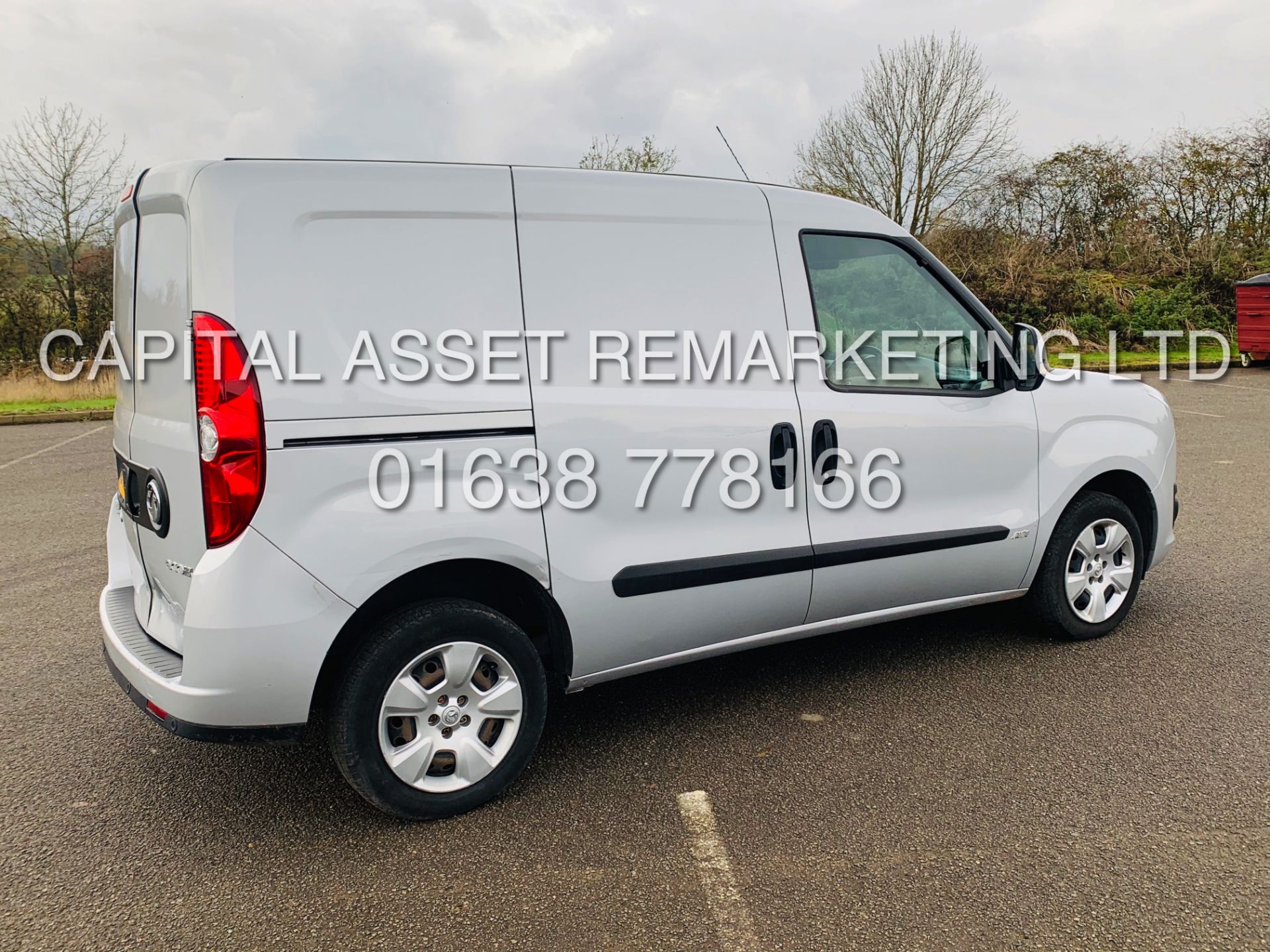 (On Sale) VAUXHALL COMBO 2000 CDTI *SPORTIVE* SWB - PANEL VAN (2015 - NEW MODEL) *AIR CON* (1 OWNER) - Image 5 of 23