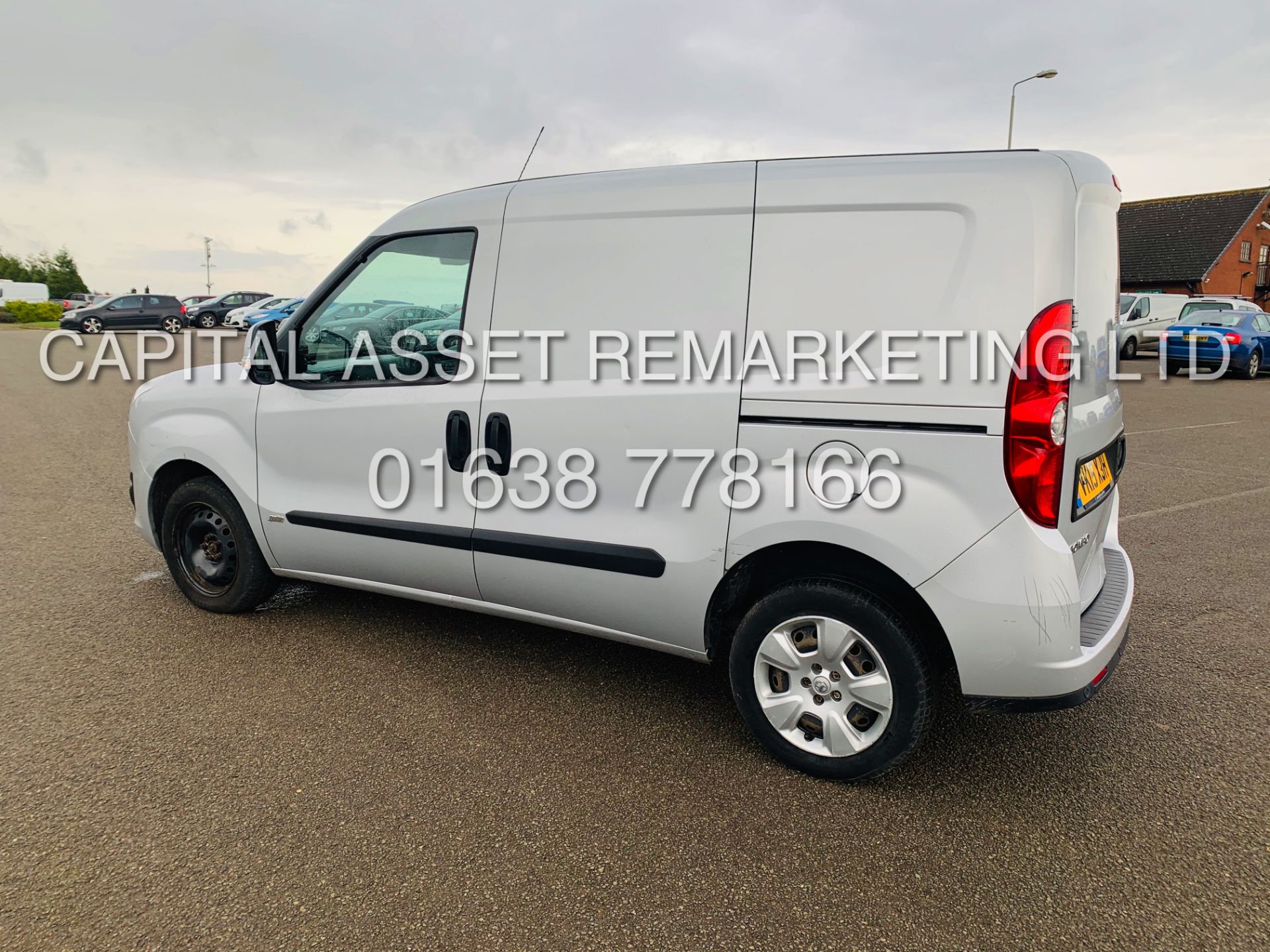 (On Sale) VAUXHALL COMBO 2000 CDTI *SPORTIVE* SWB - PANEL VAN (2015 - NEW MODEL) *AIR CON* (1 OWNER) - Image 8 of 23