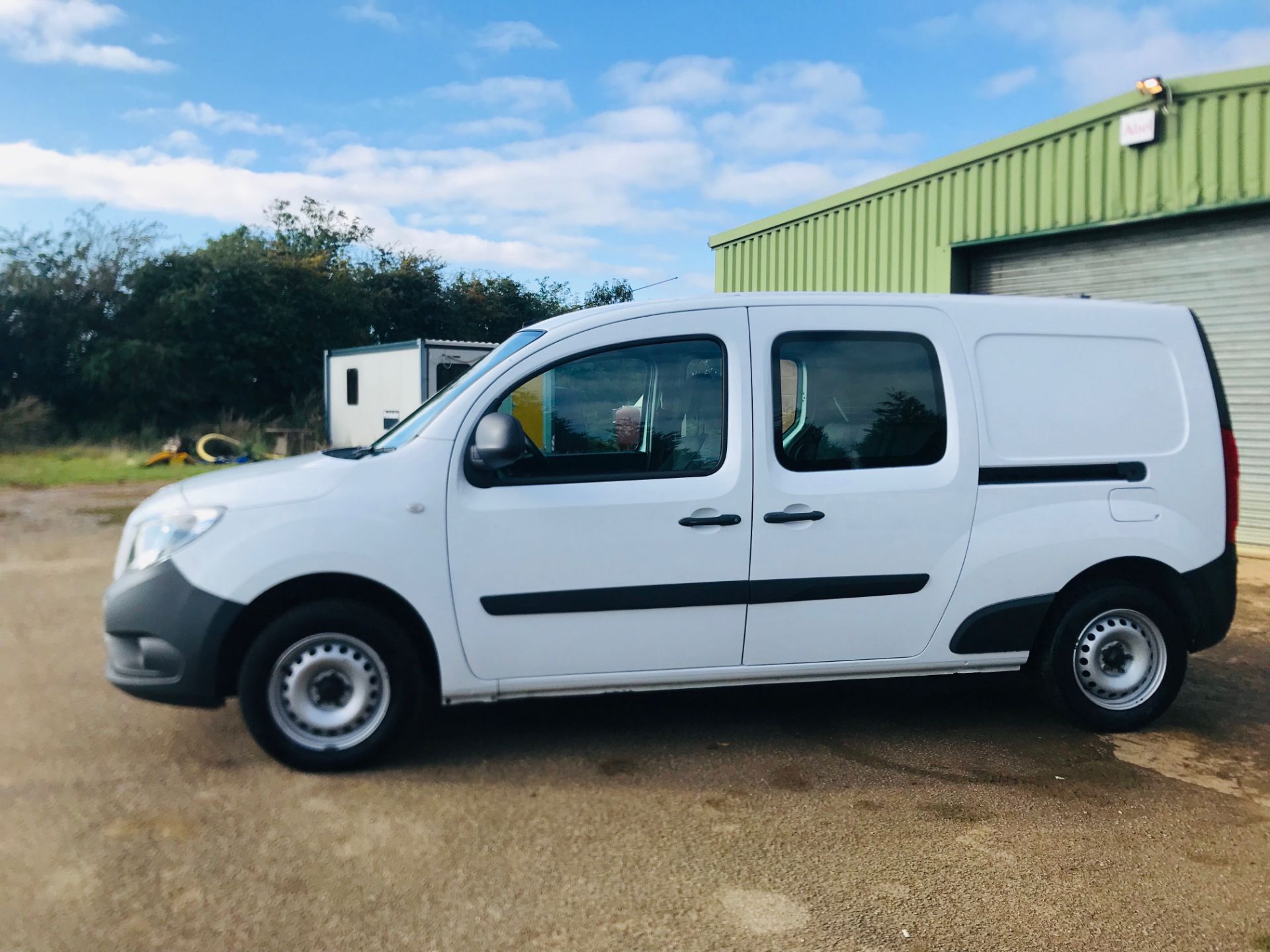 (ON SALE) MERCEDES CITAN 109CDI EXTRA LONG WHEEL BASE DUALINER / COMBI VAN - 5 SEATER - 1 KEEPER FSH - Image 6 of 19