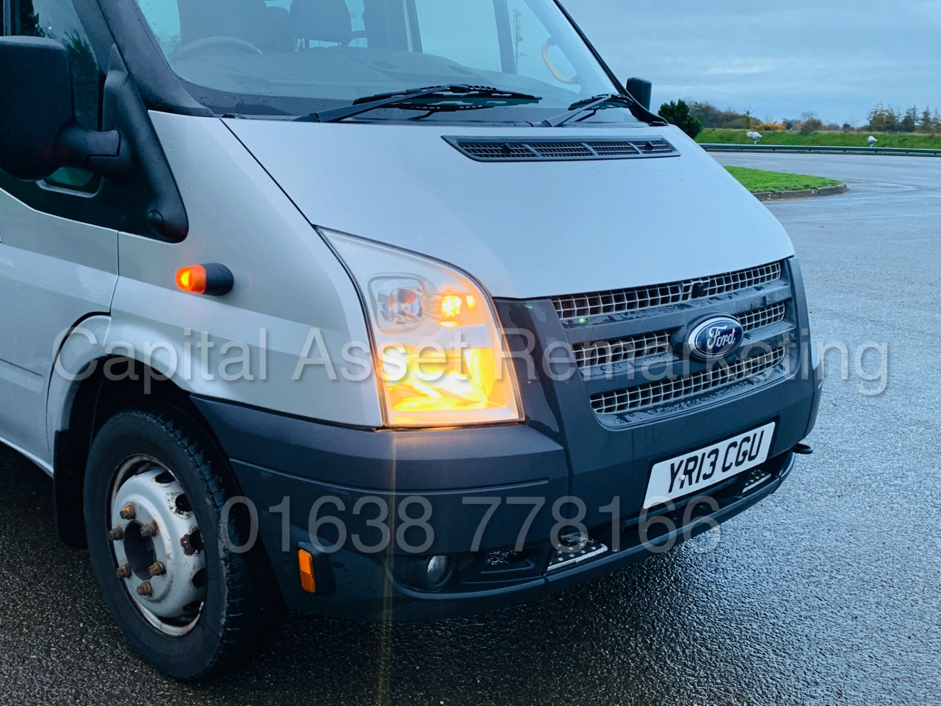 FORD TRANSIT 135 T430 RWD *XLWB -17 SEATER MINI-BUS* (2013) '2.2 TDCI - 135 BHP - 6 SPEED' (1 OWNER) - Bild 15 aus 43