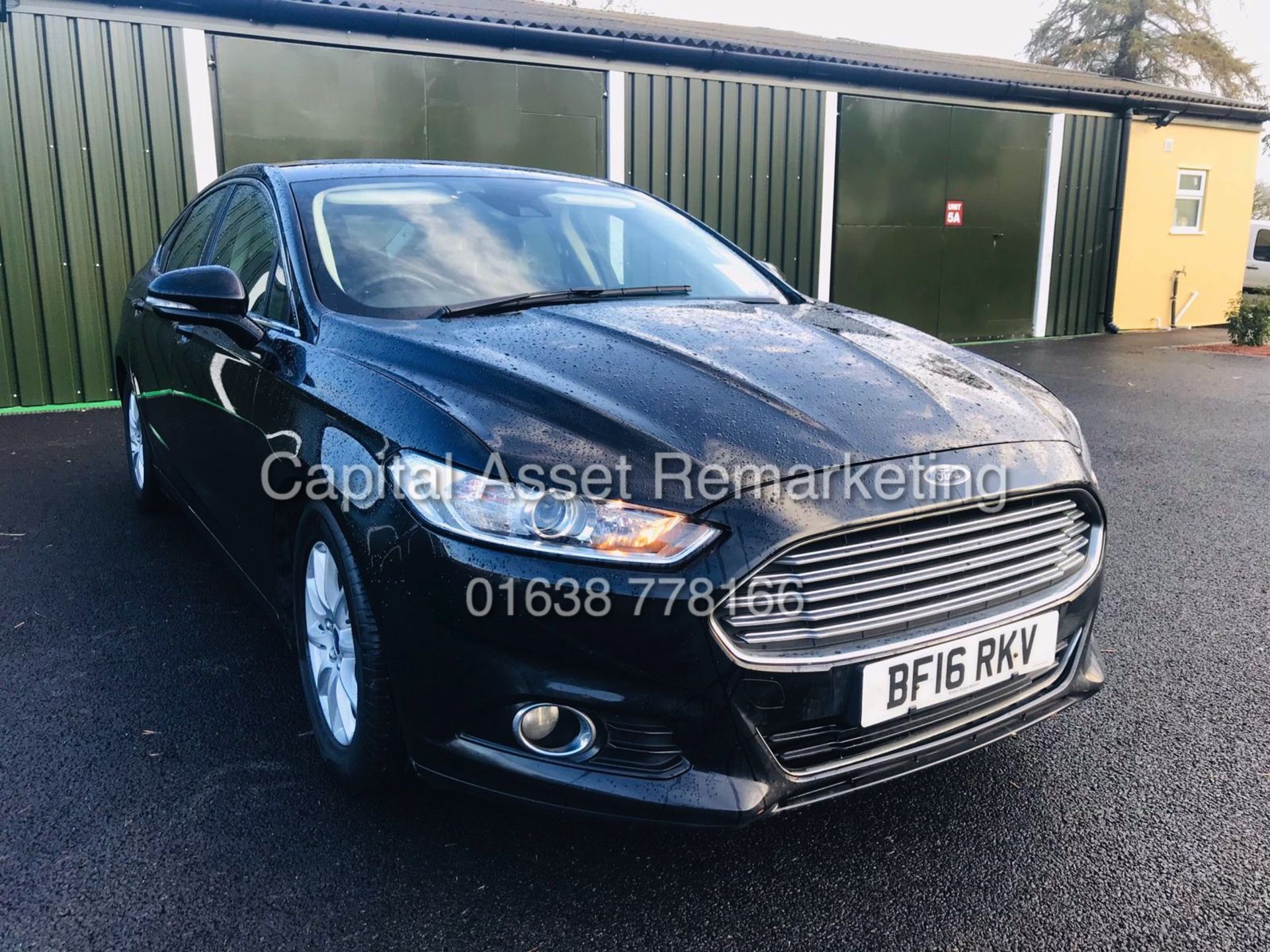 FORD MONDEO 1.5TDCI "TITANIUM" HATCHBACK - 16 REG - BLACK - SAT NAV - 1 KEEPER - CLIMATE- START STOP - Bild 3 aus 27