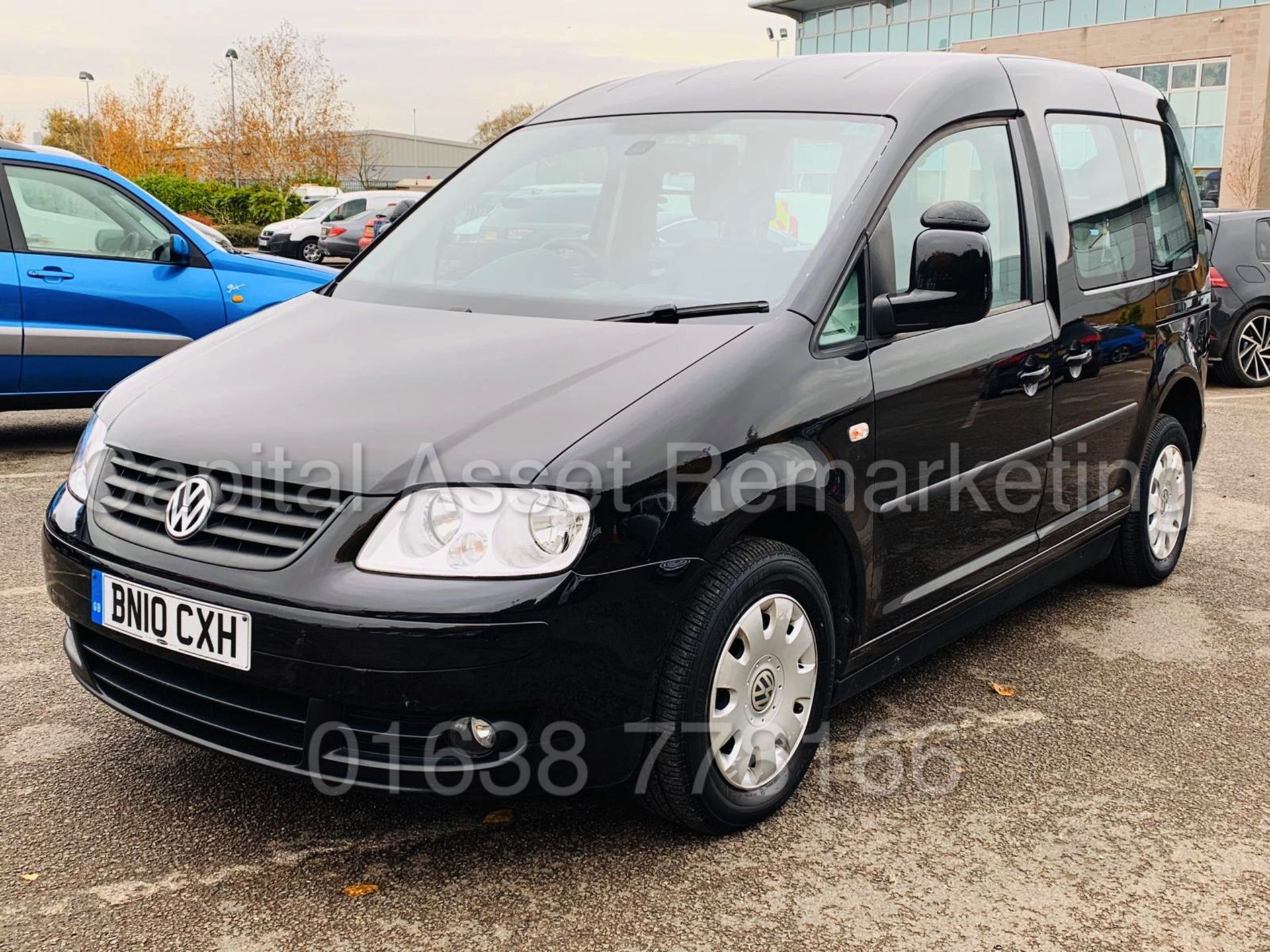 VOLKSWAGEN CADDY C20 *LIFE* DISABILITY ACCESS / WAV (2010) '1.9 TDI - AUTO' *A/C* (ONLY 22K MILES) - Bild 4 aus 32