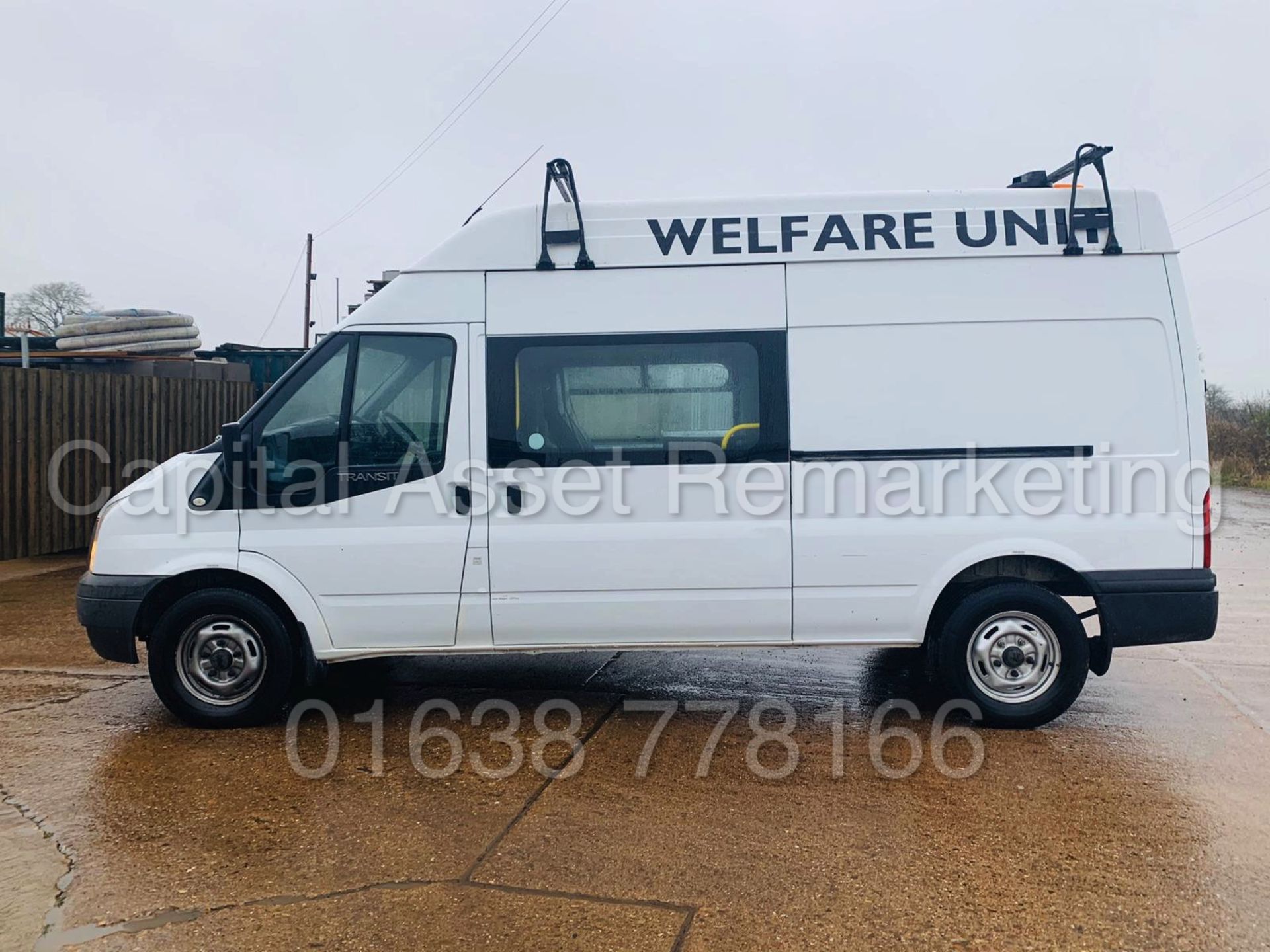 FORD TRANSIT T350 *LWB - 7 SEATER MESSING UNIT* (2014 MODEL) '2.4 TDCI - 6 SPEED' (1 OWNER) *TOILET* - Image 3 of 30