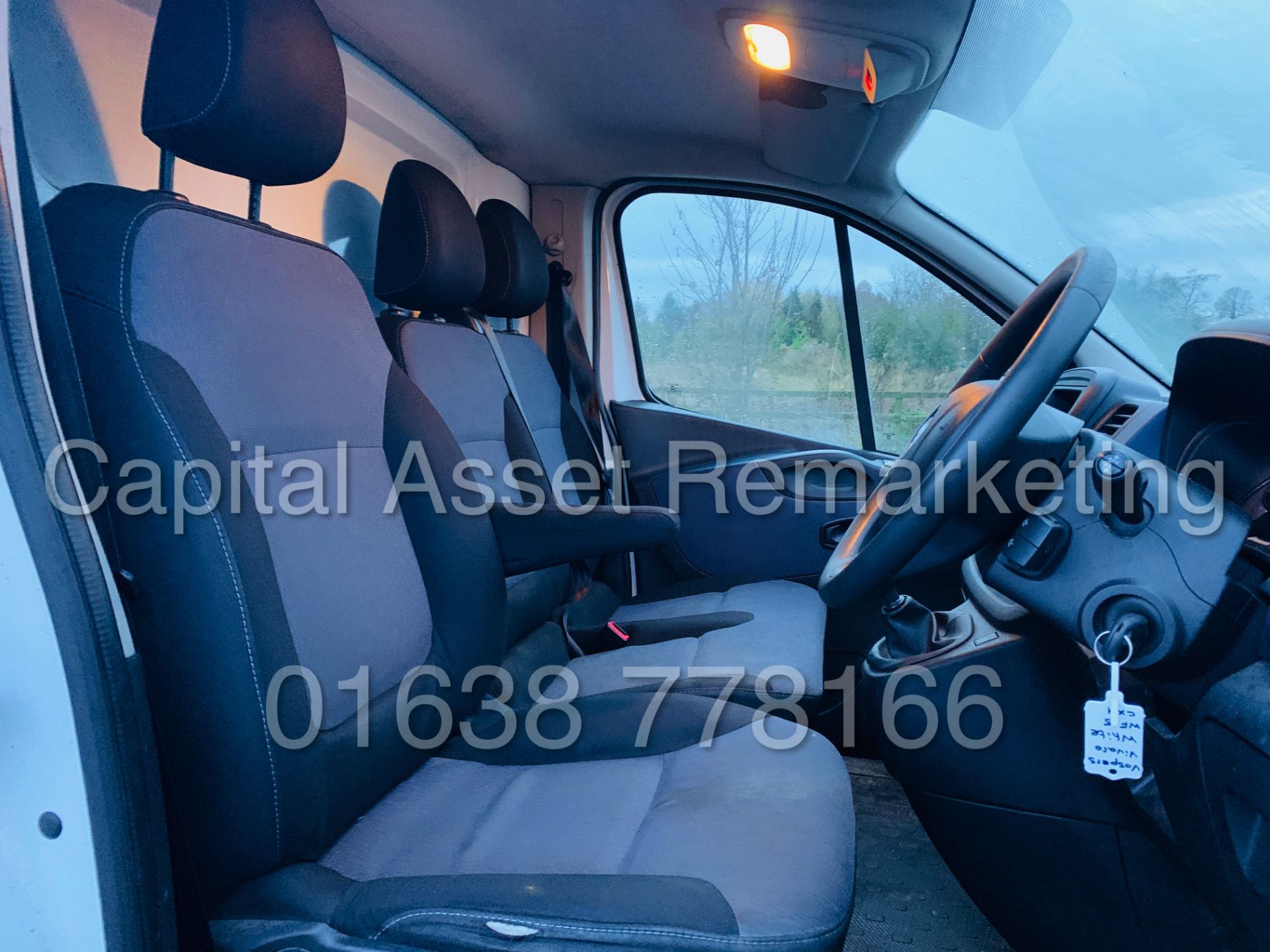 (On Sale) VAUXHALL VIVARO *SWB -PANEL VAN* (2015 - NEW MODEL) '1.6 CDTI - 6 SPEED' (1 COMPANY OWNER) - Image 21 of 33