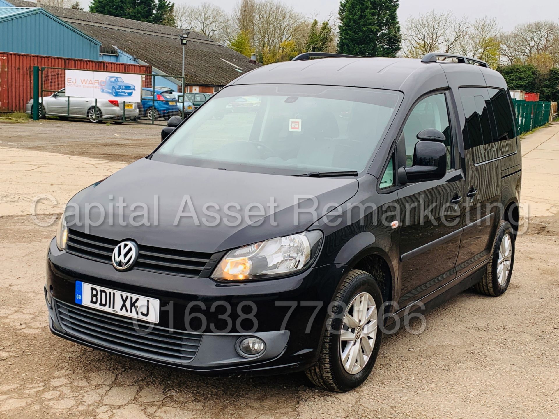 VOLKSWAGEN CADDY C20 *LIFE* DISABILITY ACCESS /WAV (2011) '1.6 TDI - AUTO' *A/C* (35,000 MILES ONLY) - Image 2 of 41