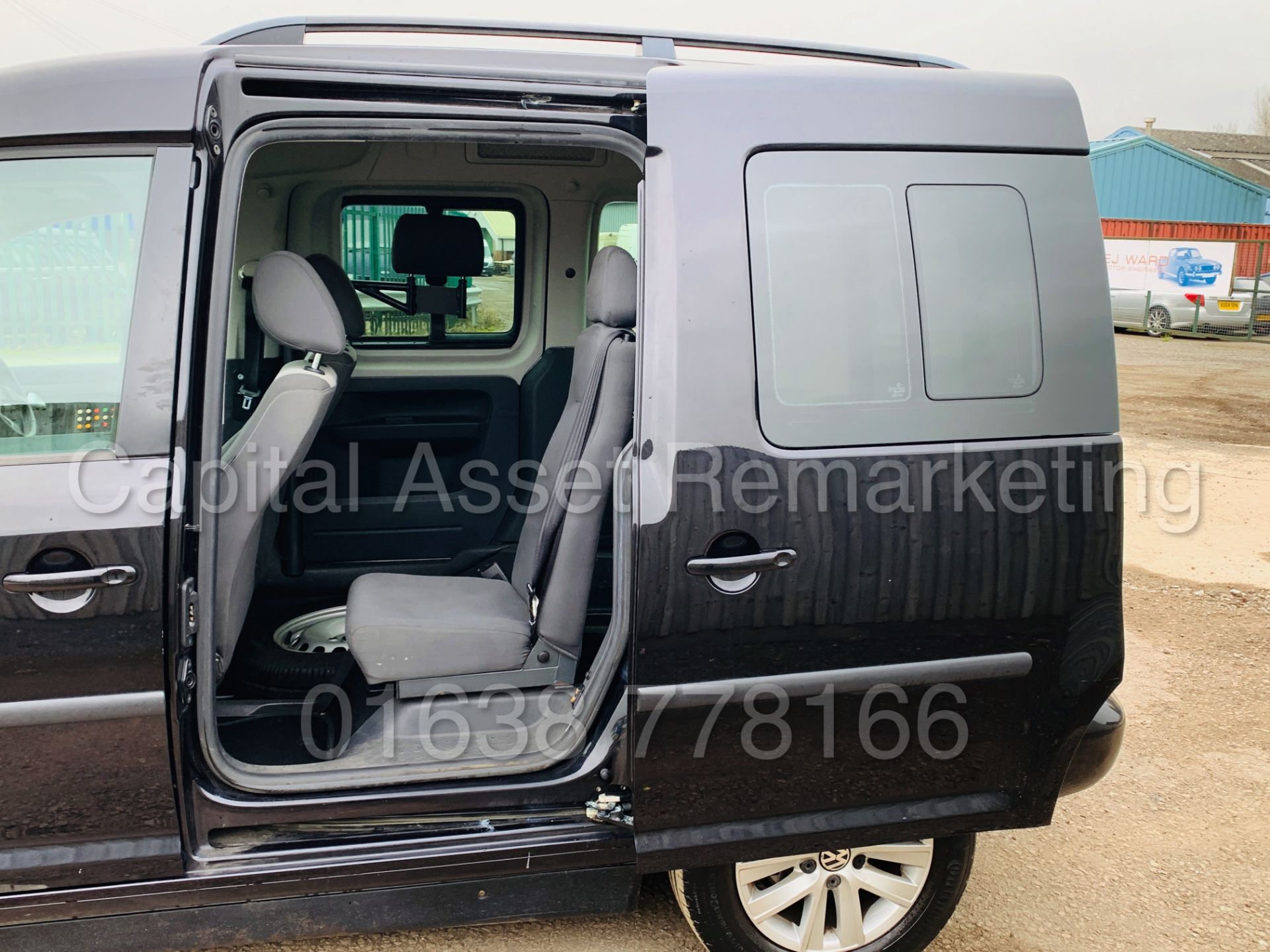 VOLKSWAGEN CADDY C20 *LIFE* DISABILITY ACCESS /WAV (2011) '1.6 TDI - AUTO' *A/C* (35,000 MILES ONLY) - Image 28 of 41