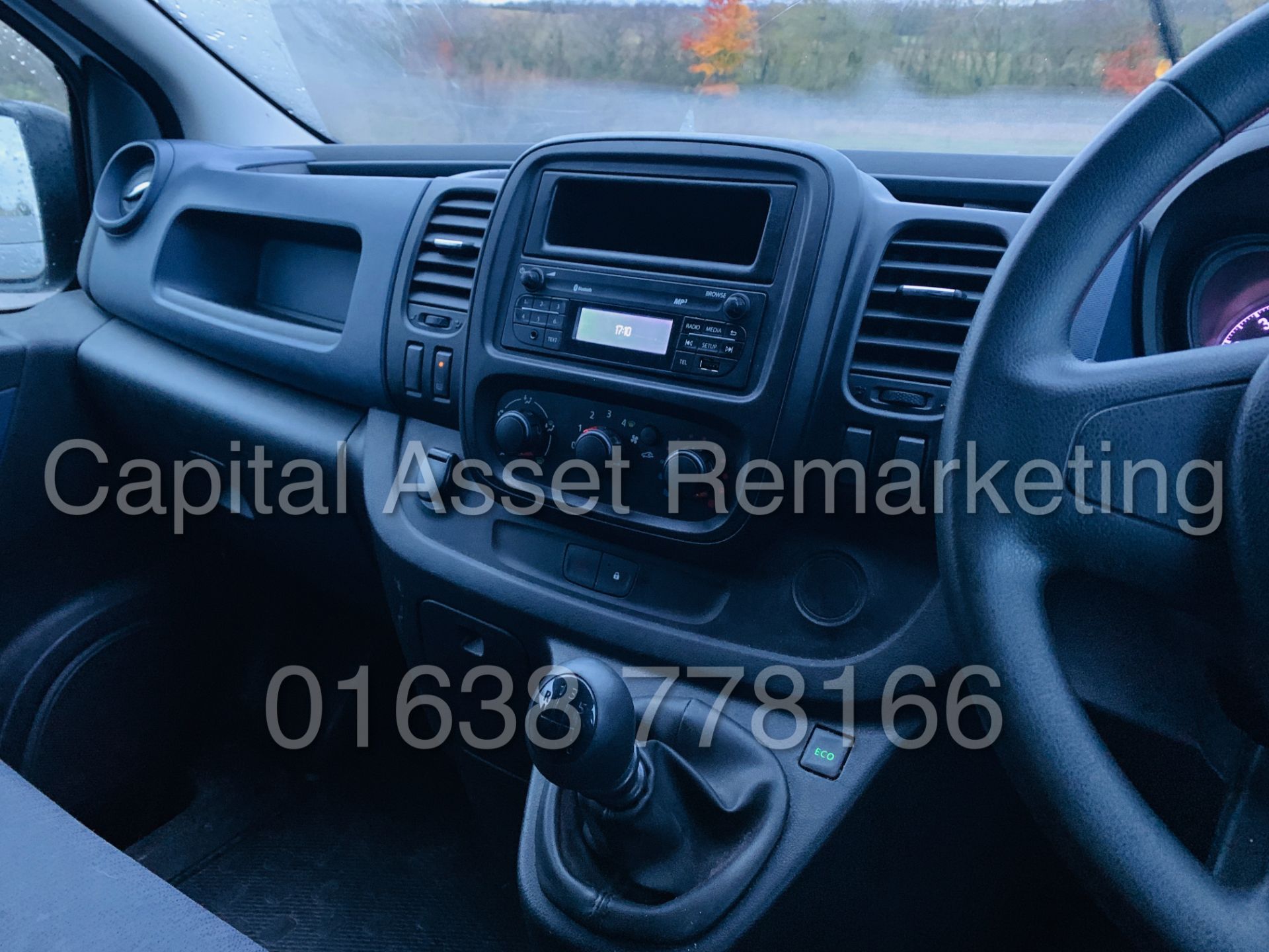 (On Sale) VAUXHALL VIVARO *SWB -PANEL VAN* (2015 - NEW MODEL) '1.6 CDTI - 6 SPEED' (1 COMPANY OWNER) - Image 27 of 33