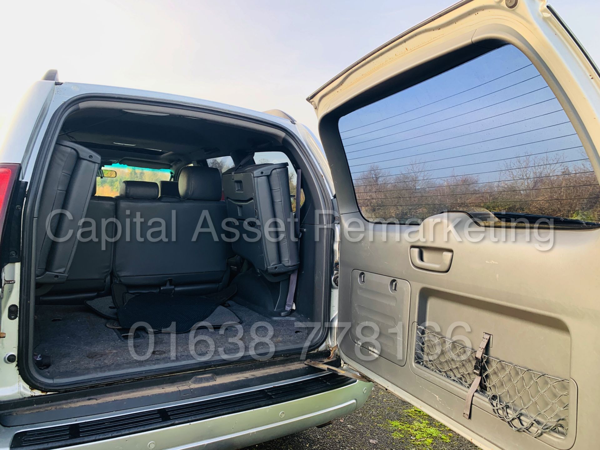 TOYOTA LAND CRUISER *INVINCIBLE* 7 SEATER SUV (2007 MODEL) '3.0 D-4D -AUTOMATIC' *TOP SPEC* (NO VAT) - Image 25 of 50