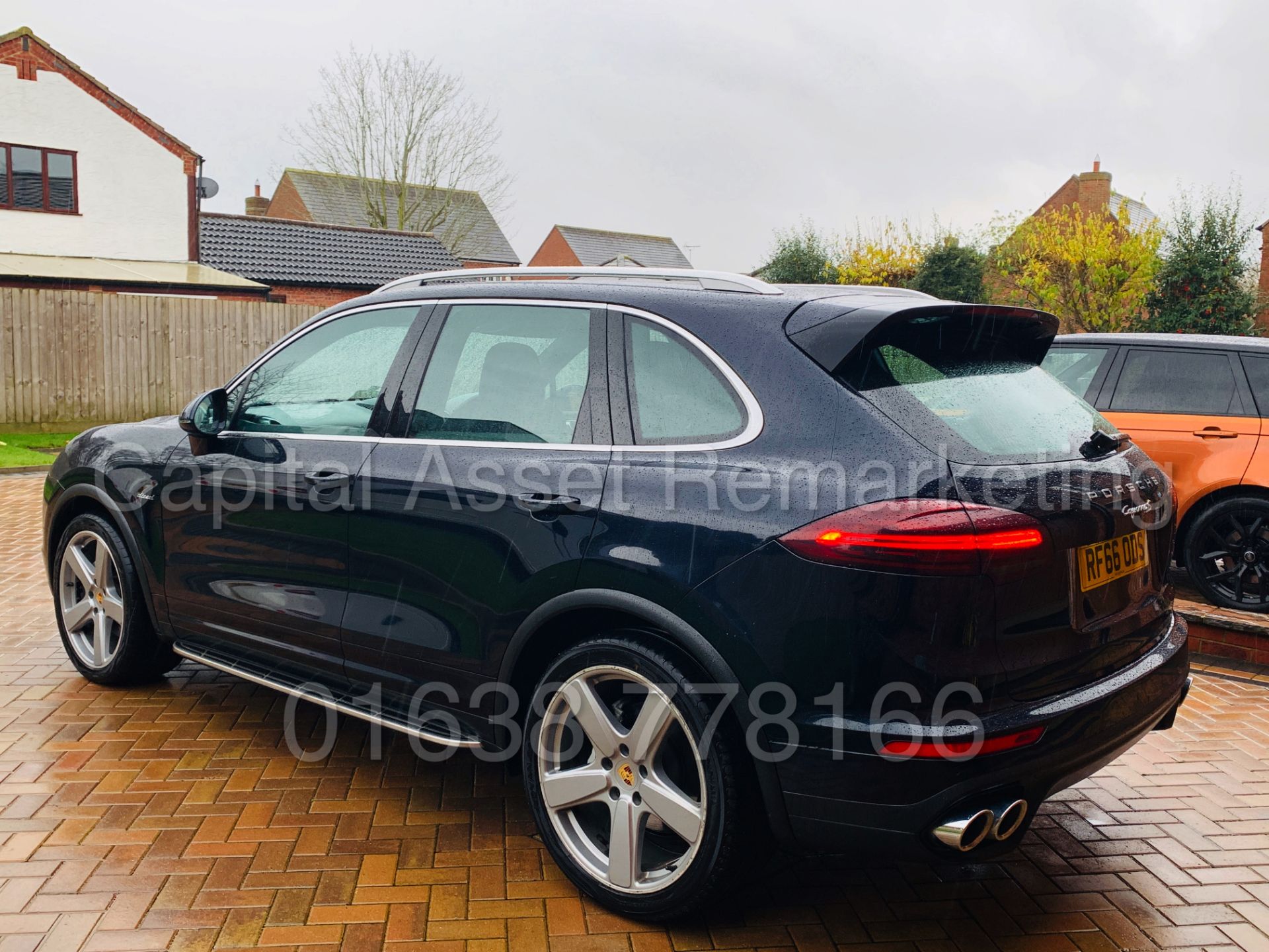 (ON SALE) PORSCHE CAYENNE V8D-S TIPTRONIC(S) 1 OWNER (2017 MODEL) MASSIVE SPEC *SAT NAV* PAN ROOF - Image 9 of 79