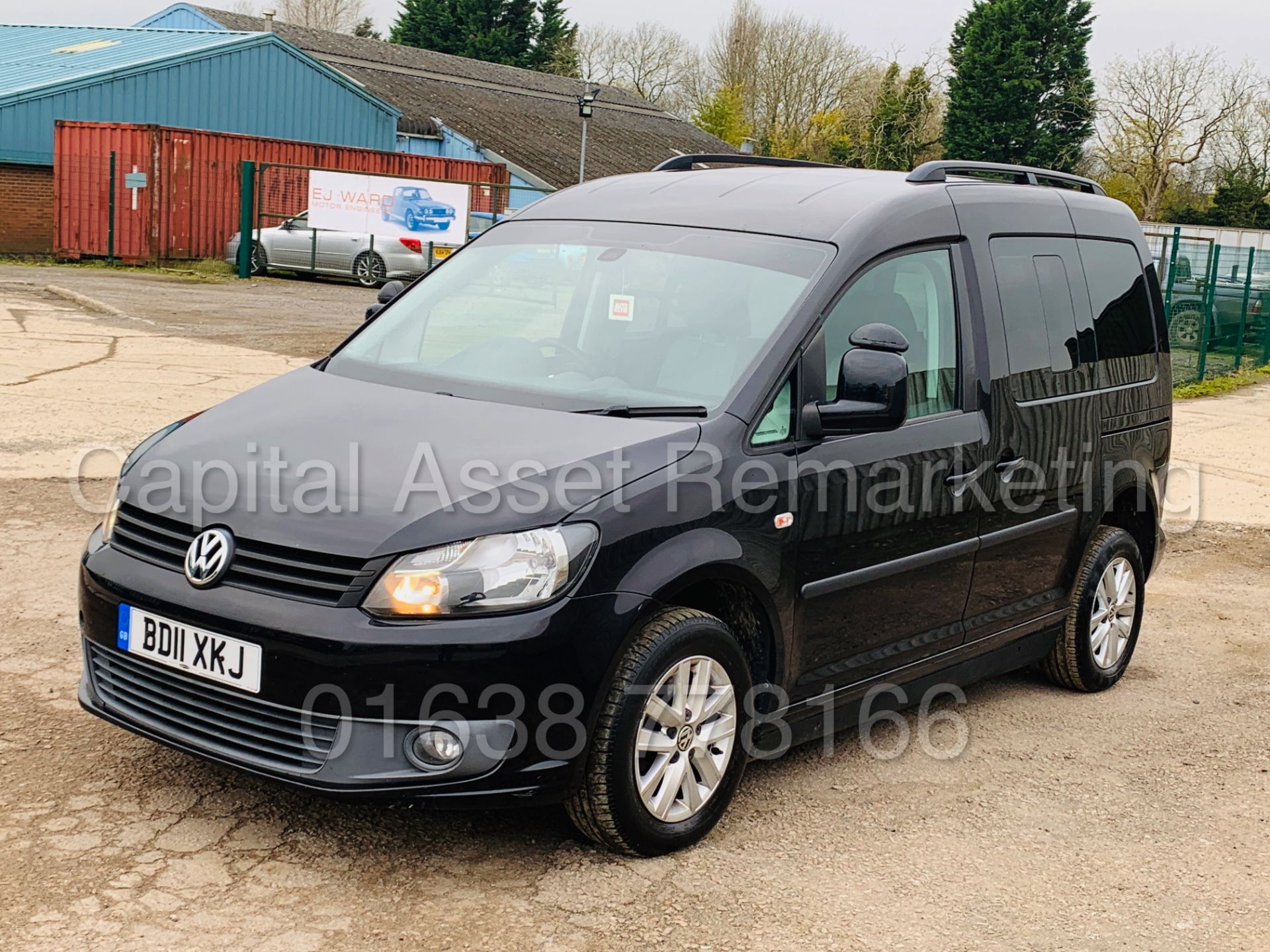 VOLKSWAGEN CADDY C20 *LIFE* DISABILITY ACCESS /WAV (2011) '1.6 TDI - AUTO' *A/C* (35,000 MILES ONLY) - Image 3 of 41