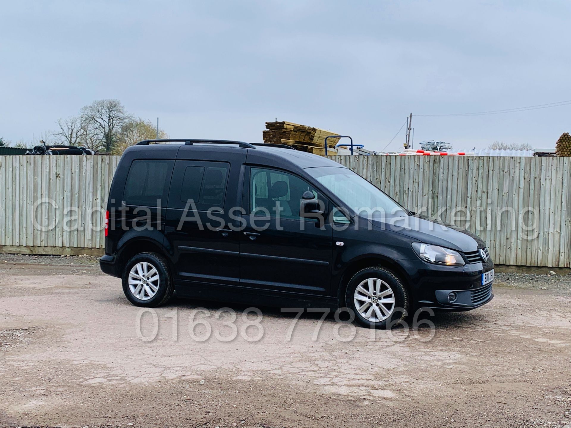 VOLKSWAGEN CADDY C20 *LIFE* DISABILITY ACCESS /WAV (2011) '1.6 TDI - AUTO' *A/C* (35,000 MILES ONLY) - Image 10 of 41