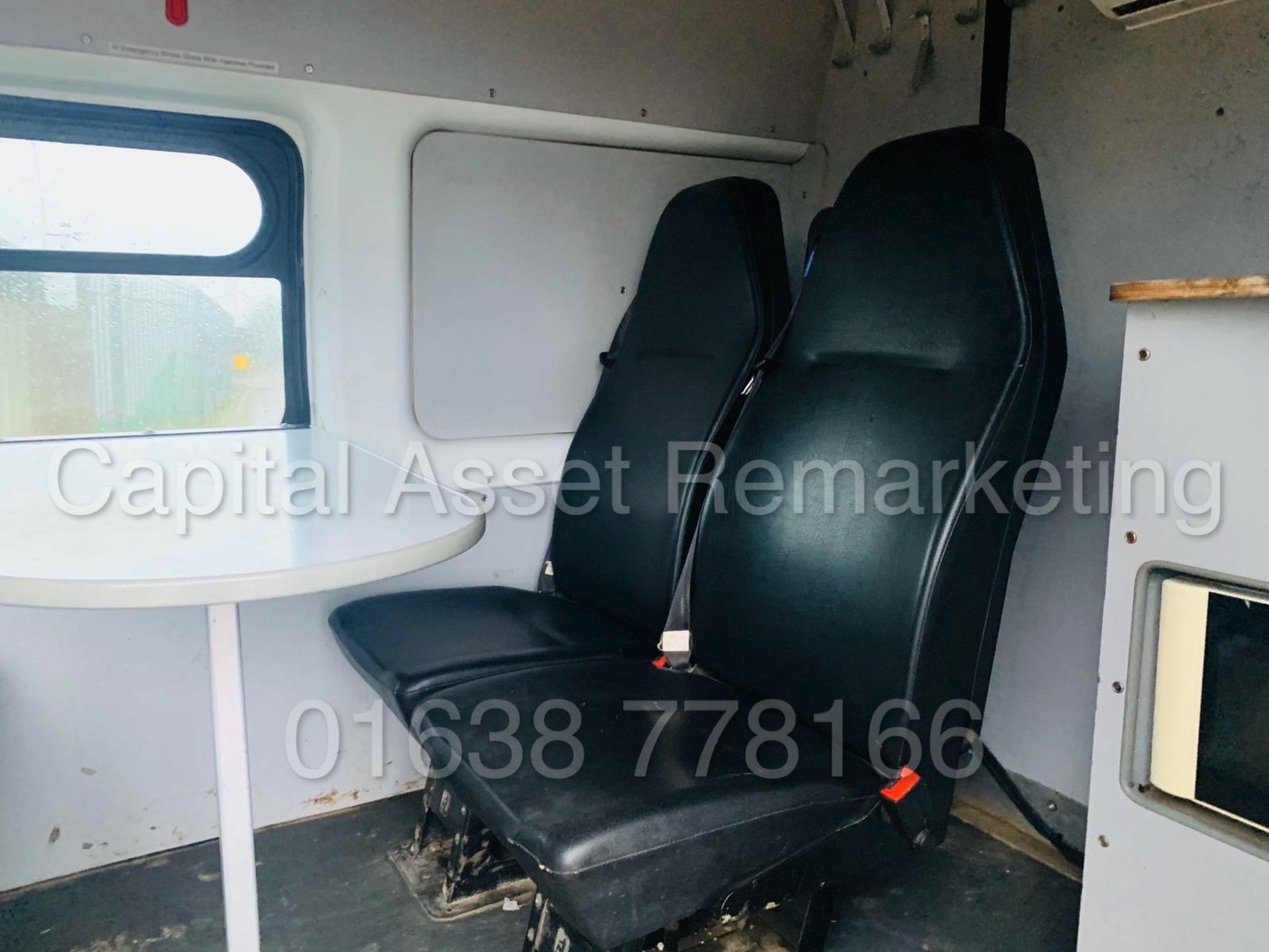 FORD TRANSIT T350 *LWB - 7 SEATER MESSING UNIT* (2014 MODEL) '2.4 TDCI - 6 SPEED' (1 OWNER) *TOILET* - Image 18 of 30