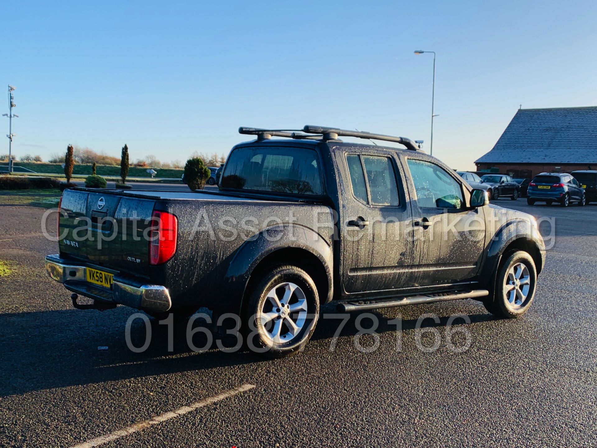 NISSAN NAVARA *OUTLAW* DOUBLE CAB PICK-UP *4X4* (2009) '2.5 DCI-171 BHP- 6 SPEED' *AIR CON* (NO VAT) - Image 10 of 42