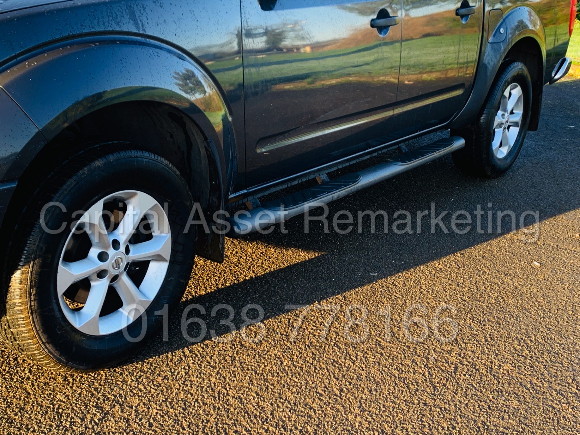 NISSAN NAVARA *OUTLAW* DOUBLE CAB PICK-UP *4X4* (2009) '2.5 DCI-171 BHP- 6 SPEED' *AIR CON* (NO VAT) - Image 14 of 42