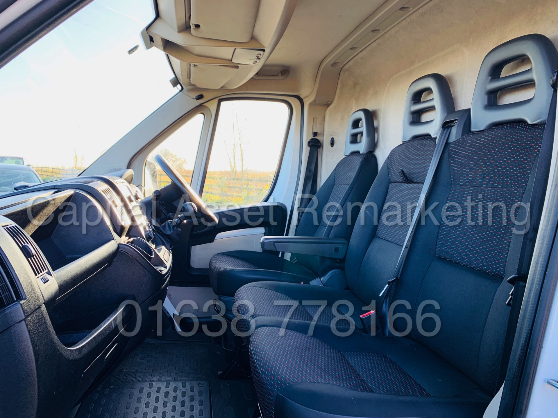 CITROEN RELAY *ENTERPRISE* LWB HI-ROOF (2017 MODEL) '2.2 HDI - 130 BHP - 6 SPEED' *AIR CON-SAT NAV* - Image 11 of 28