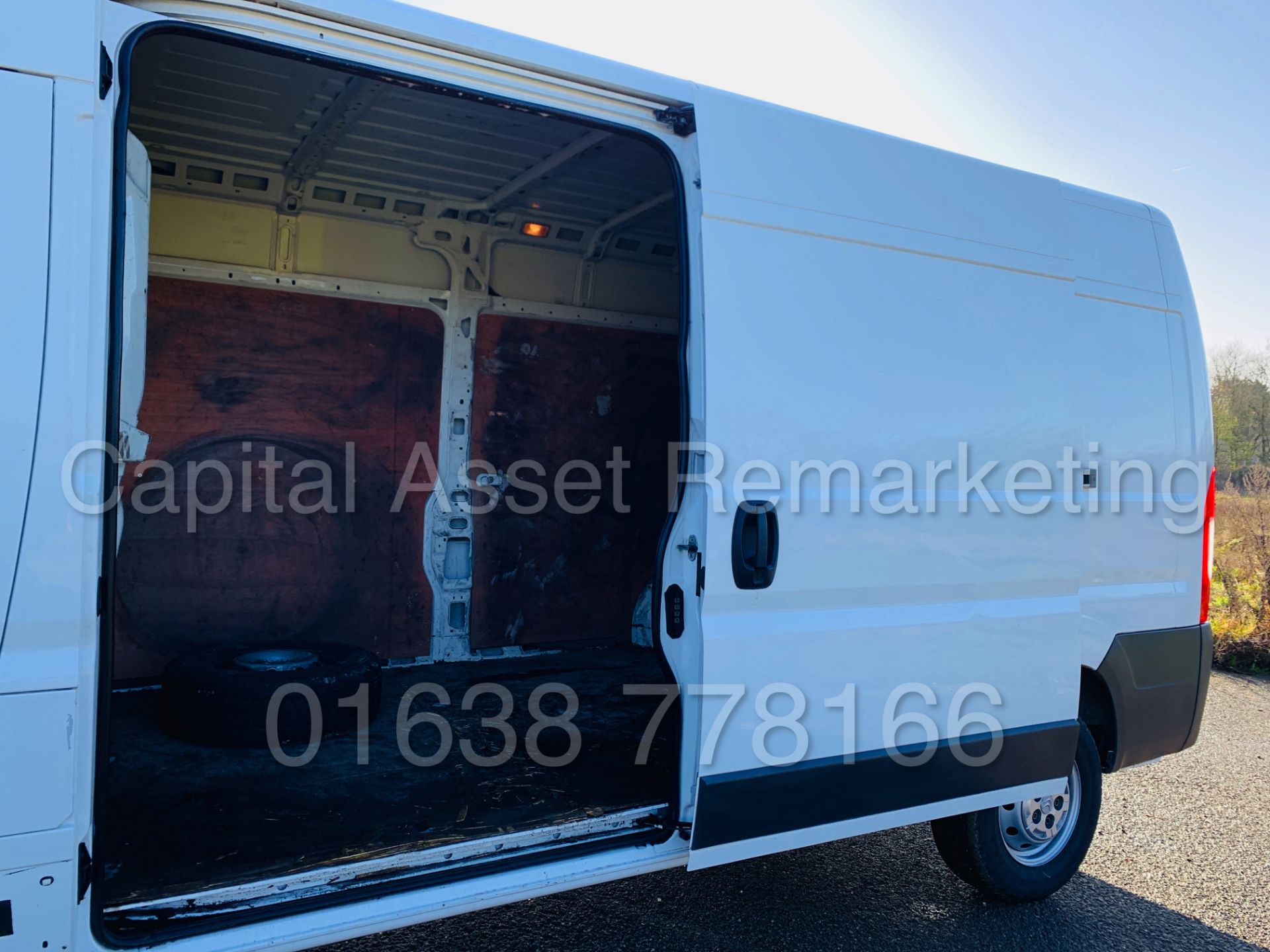 CITROEN RELAY *ENTERPRISE* LWB HI-ROOF (2017 MODEL) '2.2 HDI - 130 BHP - 6 SPEED' *AIR CON-SAT NAV* - Image 12 of 28