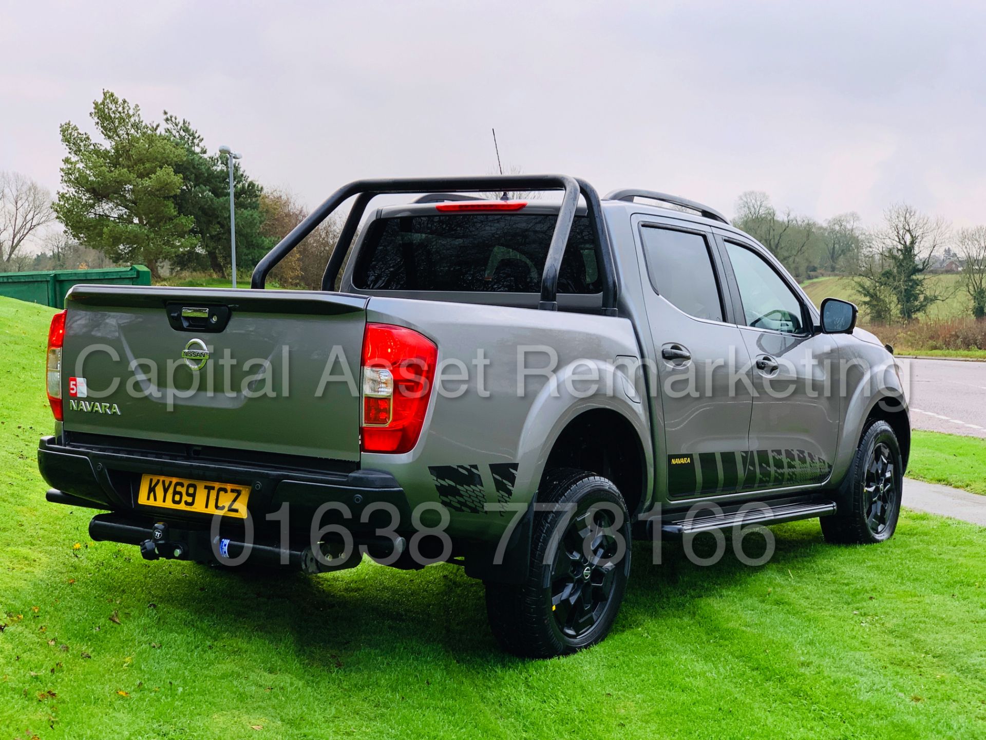 NISSAN NAVARA *N-GUARD* DOUBLE CAB PICK-UP (2019 - 69 REG) '2.3 DCI - 190 BHP - AUTO' *MASSIVE SPEC* - Image 14 of 59