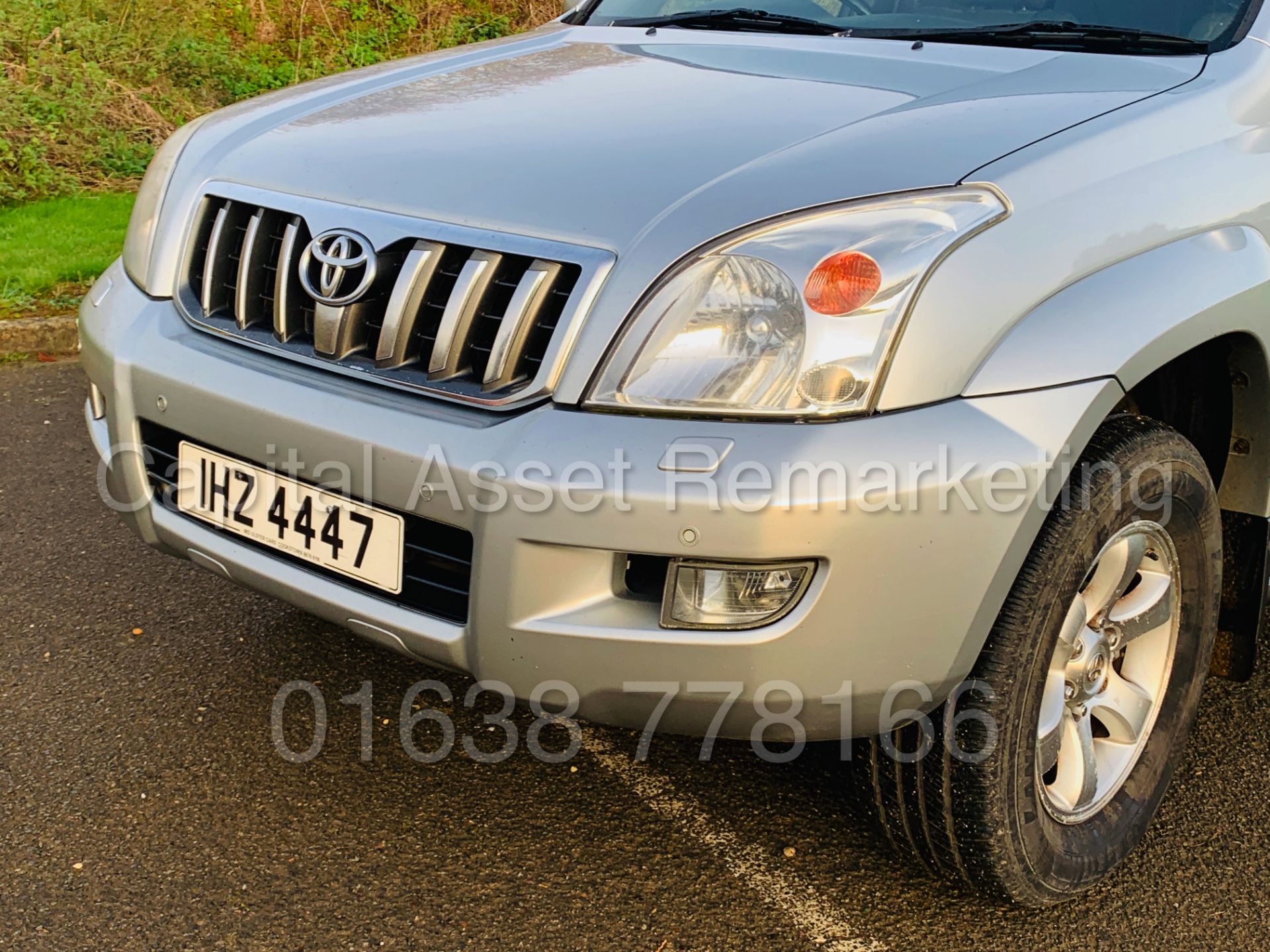 TOYOTA LAND CRUISER *INVINCIBLE* 7 SEATER SUV (2007 MODEL) '3.0 D-4D -AUTOMATIC' *TOP SPEC* (NO VAT) - Image 14 of 50