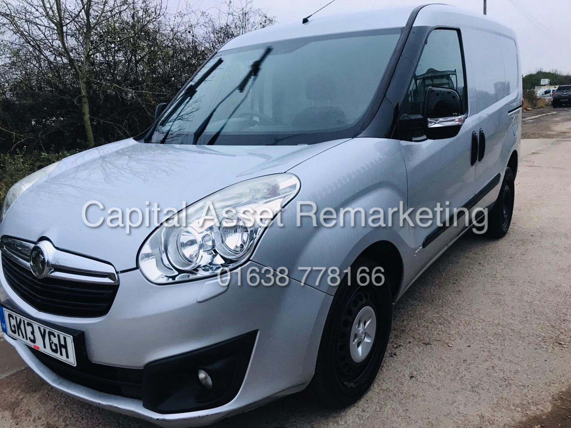 VAUXHALL COMBO 1.6CDTI "SPORT" 6 SPEED - 1 OWNER ( 13 REG) 75,000 MILES FSH *AC* ELEC PACK - SLD - Image 4 of 15