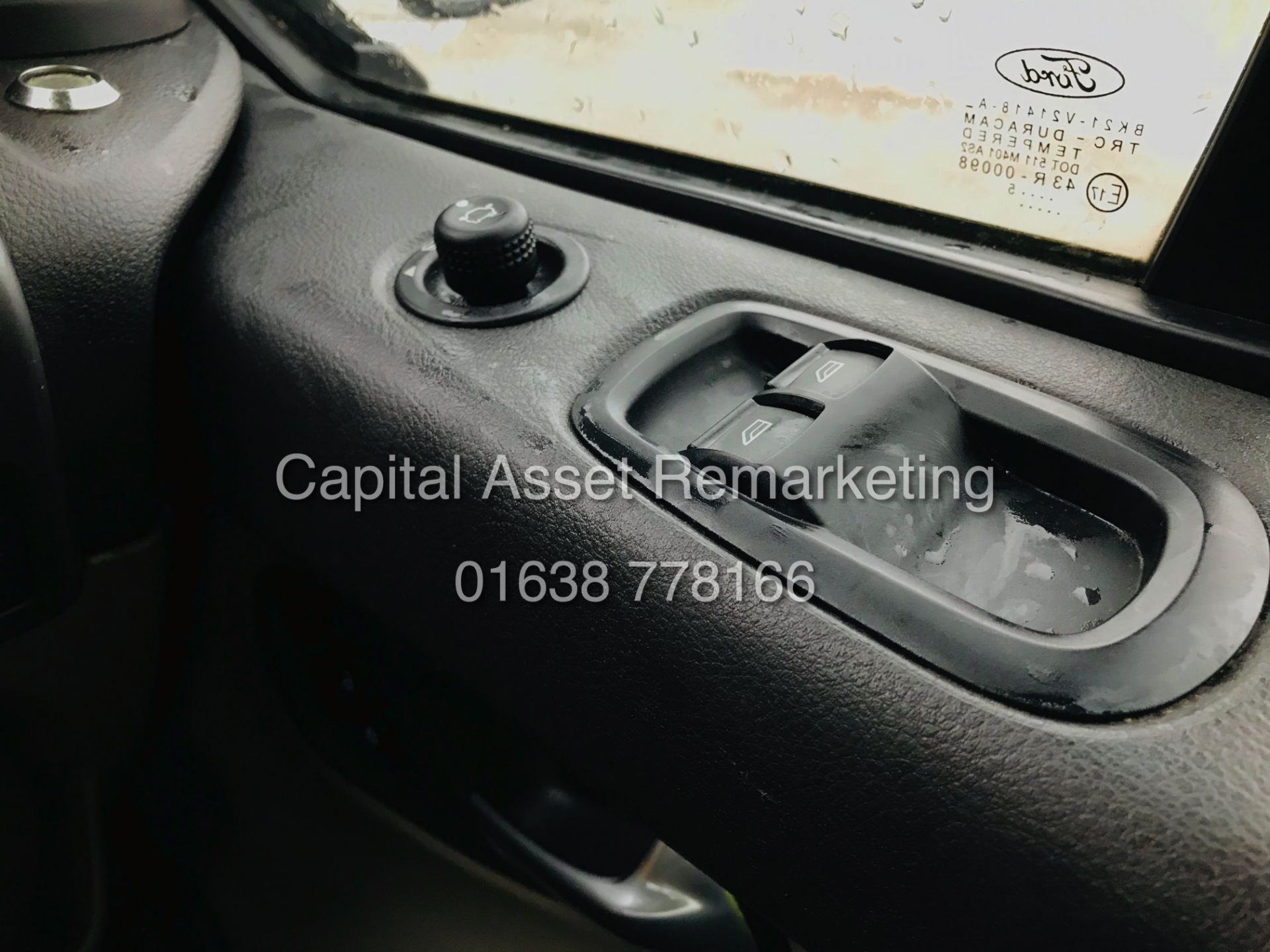 FORD CUSTOM TOURNEO TREND 2.2TDCI "125BHP - 6 SPEED" AIR CON (16 REG) HEATED SEATS - ELEC PACK - Image 11 of 26