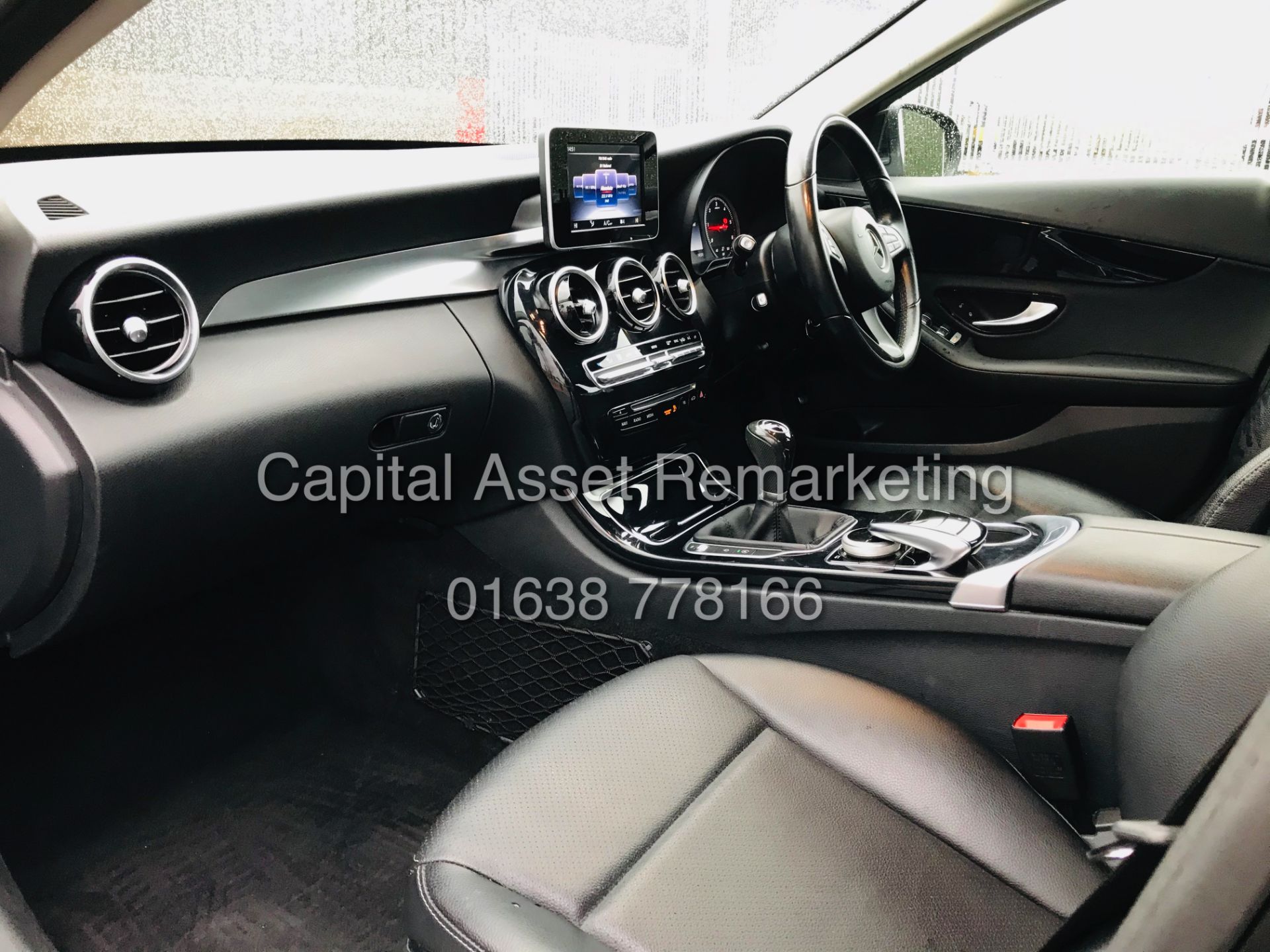 MERCEDES C220d "SPECIAL EQUIPMENT" BLUETHCH ESTATE (15 REG) 1 OWNER - SAT NAV - LEATHER -REAR CAMERA - Image 18 of 31