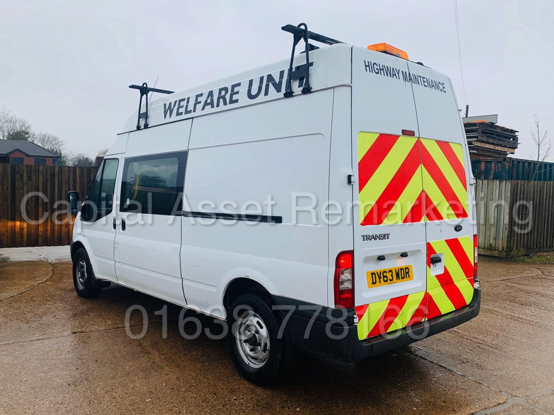 FORD TRANSIT T350 *LWB - 7 SEATER MESSING UNIT* (2014 MODEL) '2.4 TDCI - 6 SPEED' *ON BOARD TOILET* - Image 4 of 30