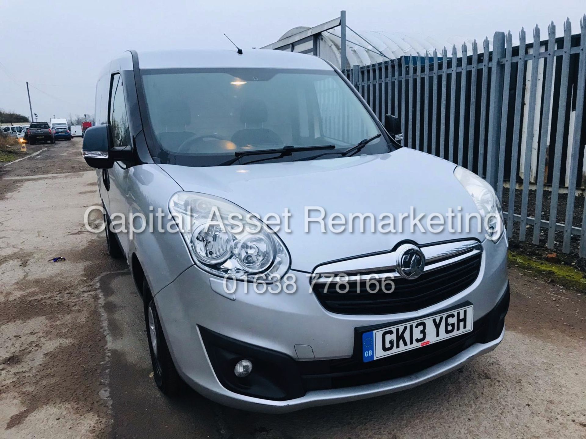 VAUXHALL COMBO 1.6CDTI "SPORT" 6 SPEED - 1 OWNER ( 13 REG) 75,000 MILES FSH *AC* ELEC PACK - SLD - Image 2 of 15