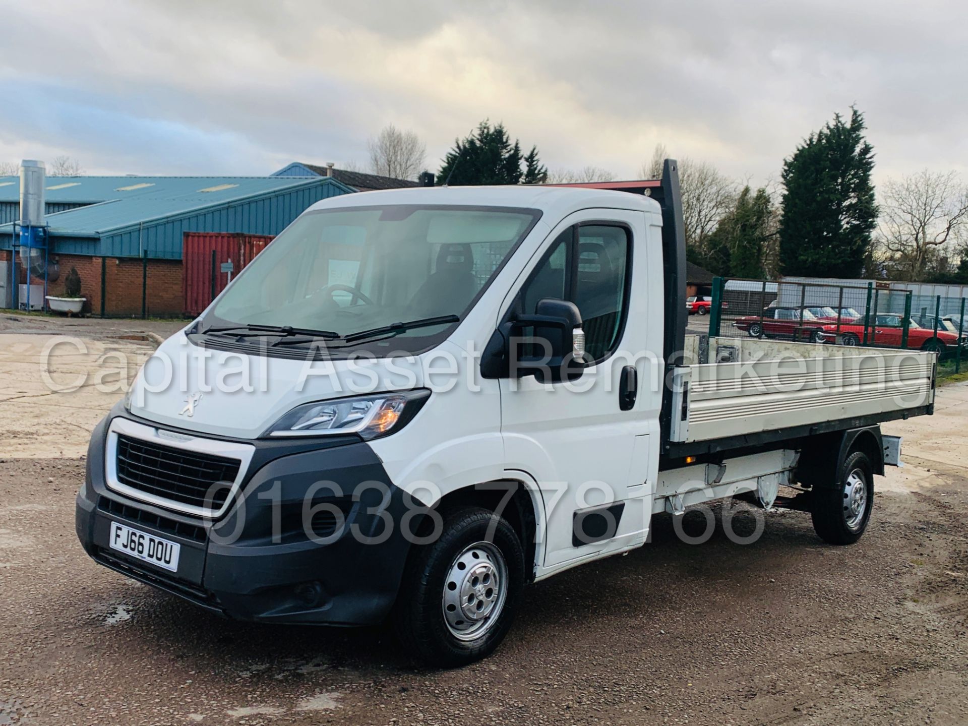 PEUGEOT BOXER *LWB - DROPSIDE TRUCK* (2017 - EURO 6 MODEL) '2.0 HDI - 6 SPEED' *ONLY 45,000 MILES* - Image 6 of 35