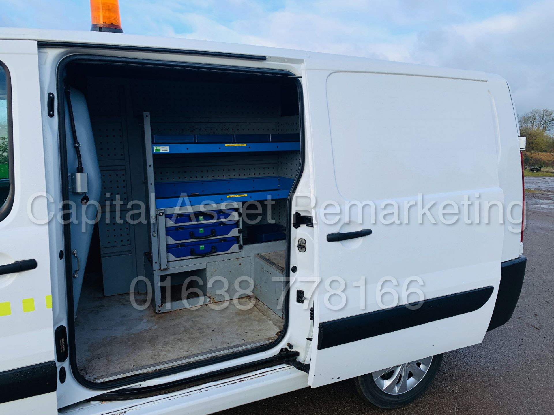 FIAT SCUDO *COMFORT EDITION* LWB (2012 MODEL) '2.0 DIESEL - 120 BHP - 6 SPEED' *AIR CON* (1 OWNER) - Image 18 of 37