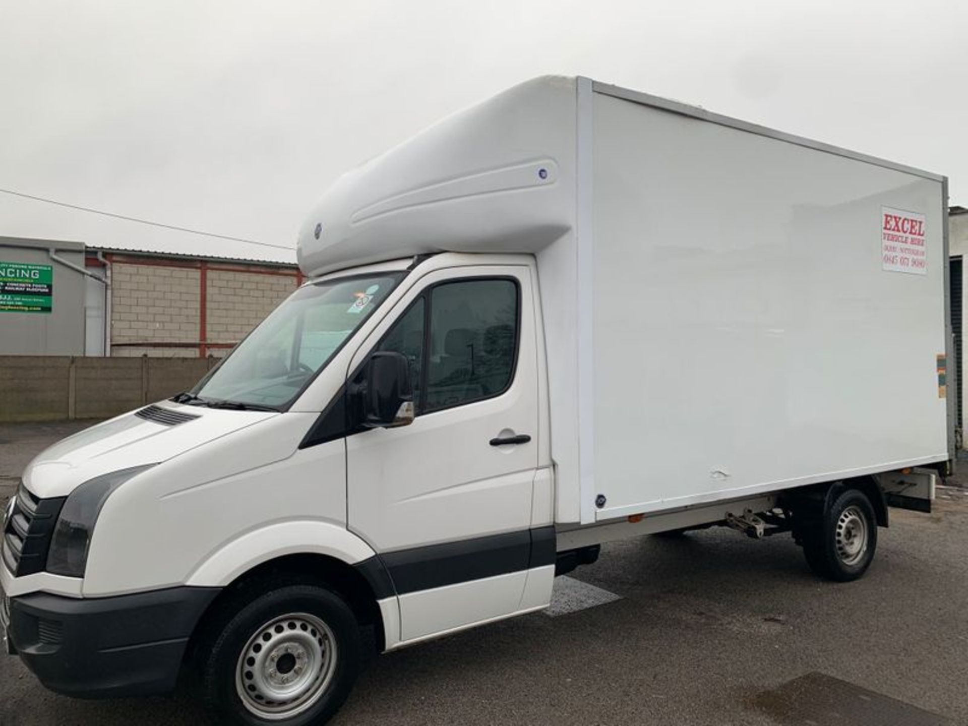 (ON SALE) VW CRAFTER CR35 2.0TDI "LWB"LUTON BOX VAN WITH ELECTRIC TAIL LIFT(16 REG)1 OWNER LOW MILES