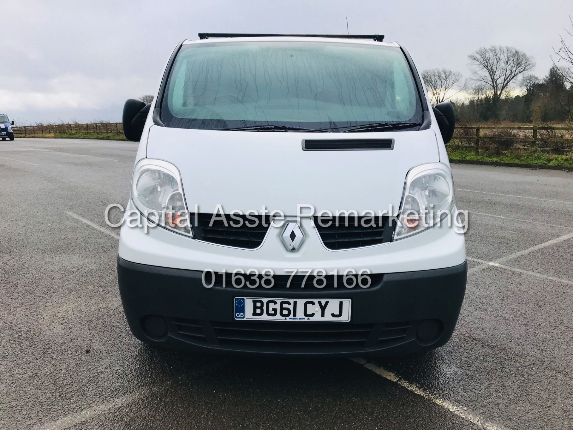 (ON SALE) RENAULT TRAFIC 2.0DCI "115BHP - 6 SPEED" 2900 LWB (2012 MODEL) SAT NAV - ONLY 92K -NO VAT - Image 2 of 15