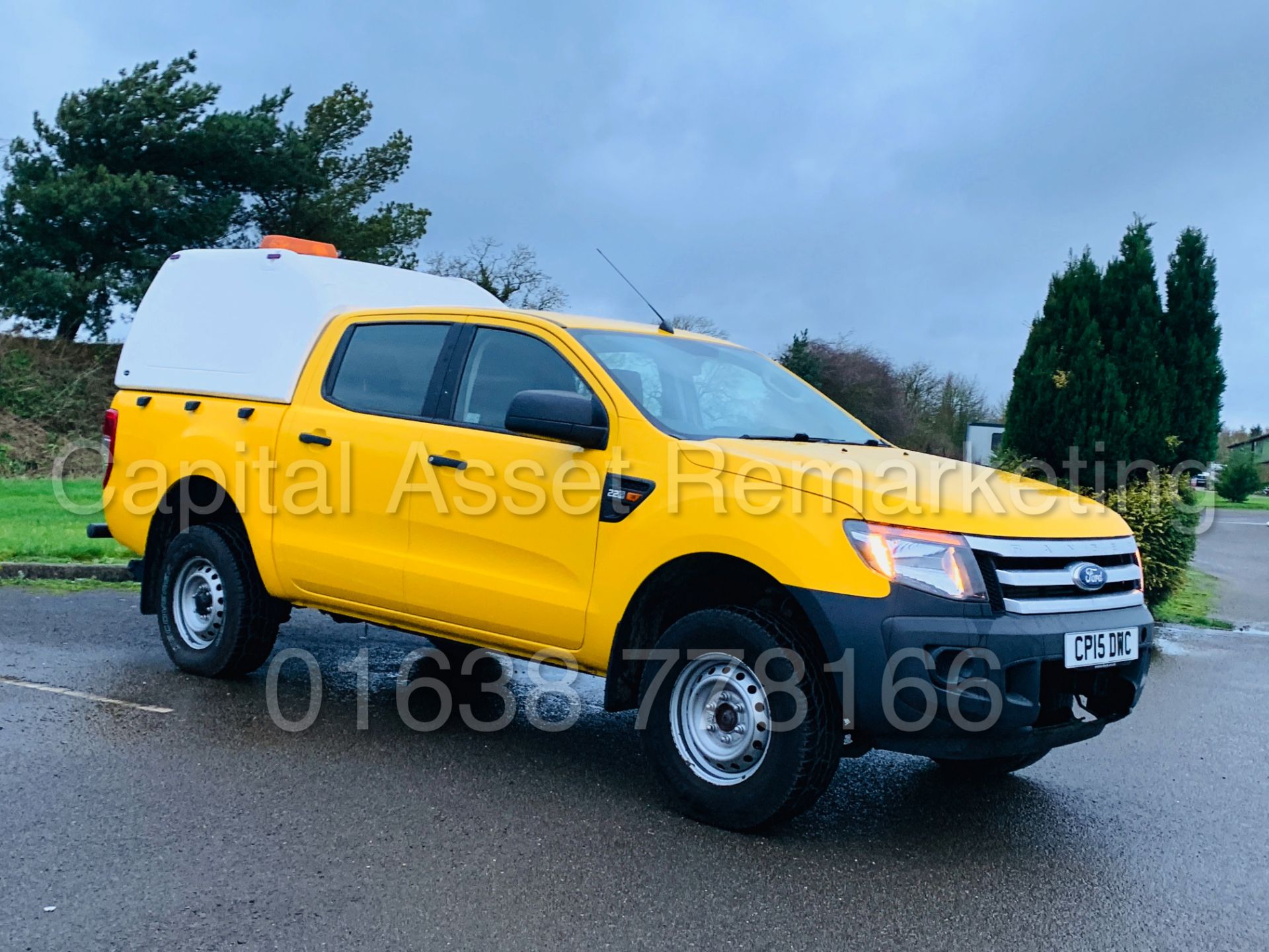 FORD RANGER *4X4 DOUBLE CAB PICK-UP* (2015 - NEW MODEL) '2.2 TDCI - 6 SPEED' **ONLY 30,000 MILES** - Image 3 of 35