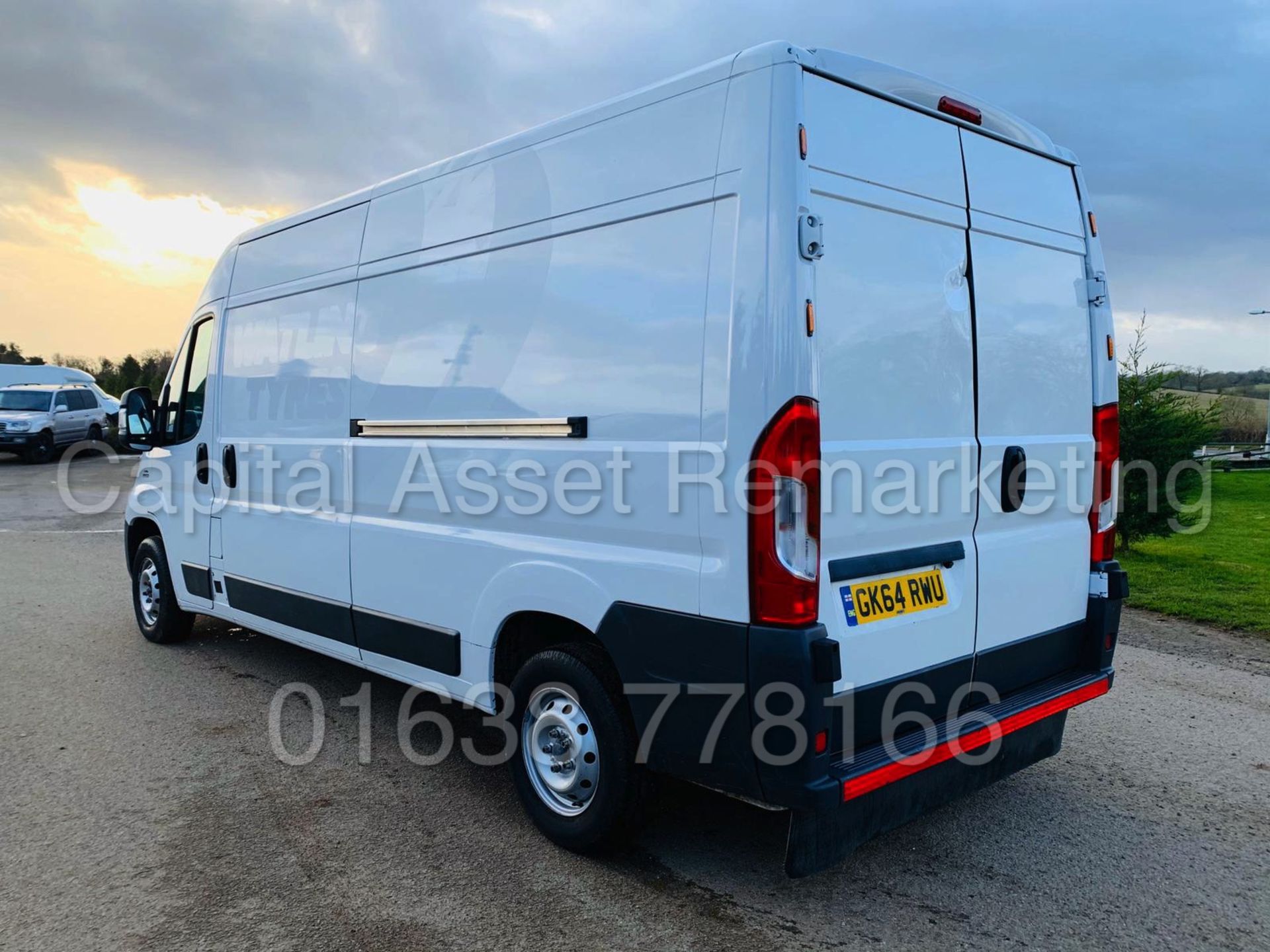 FIAT DUCATO 35 *LWB HI-ROOF* (2015 -NEW MODEL) '2.3 DIESEL -130 BHP - 6 SPEED' (3500 KG) *LOW MILES* - Image 10 of 27