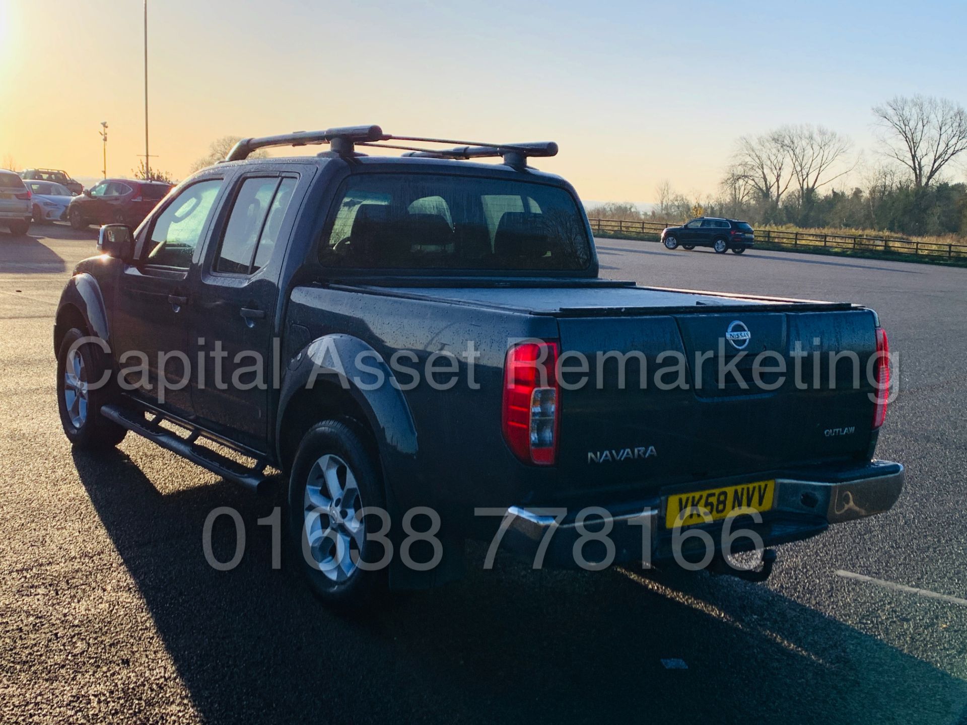 NISSAN NAVARA *OUTLAW* DOUBLE CAB PICK-UP *4X4* (2009) '2.5 DCI-171 BHP- 6 SPEED' *AIR CON* (NO VAT) - Image 7 of 42