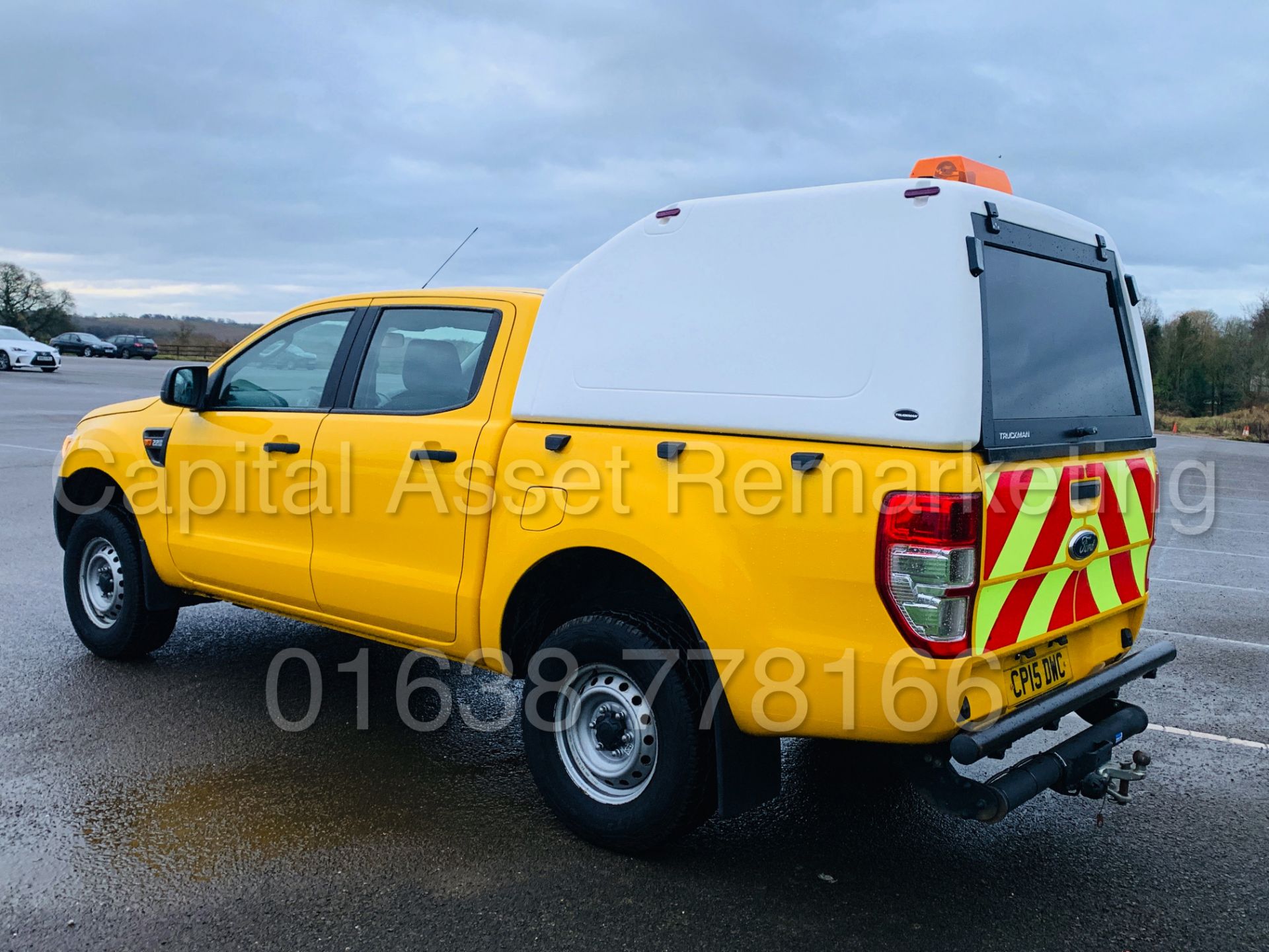 FORD RANGER *4X4 DOUBLE CAB PICK-UP* (2015 - NEW MODEL) '2.2 TDCI - 6 SPEED' **ONLY 30,000 MILES** - Image 8 of 35