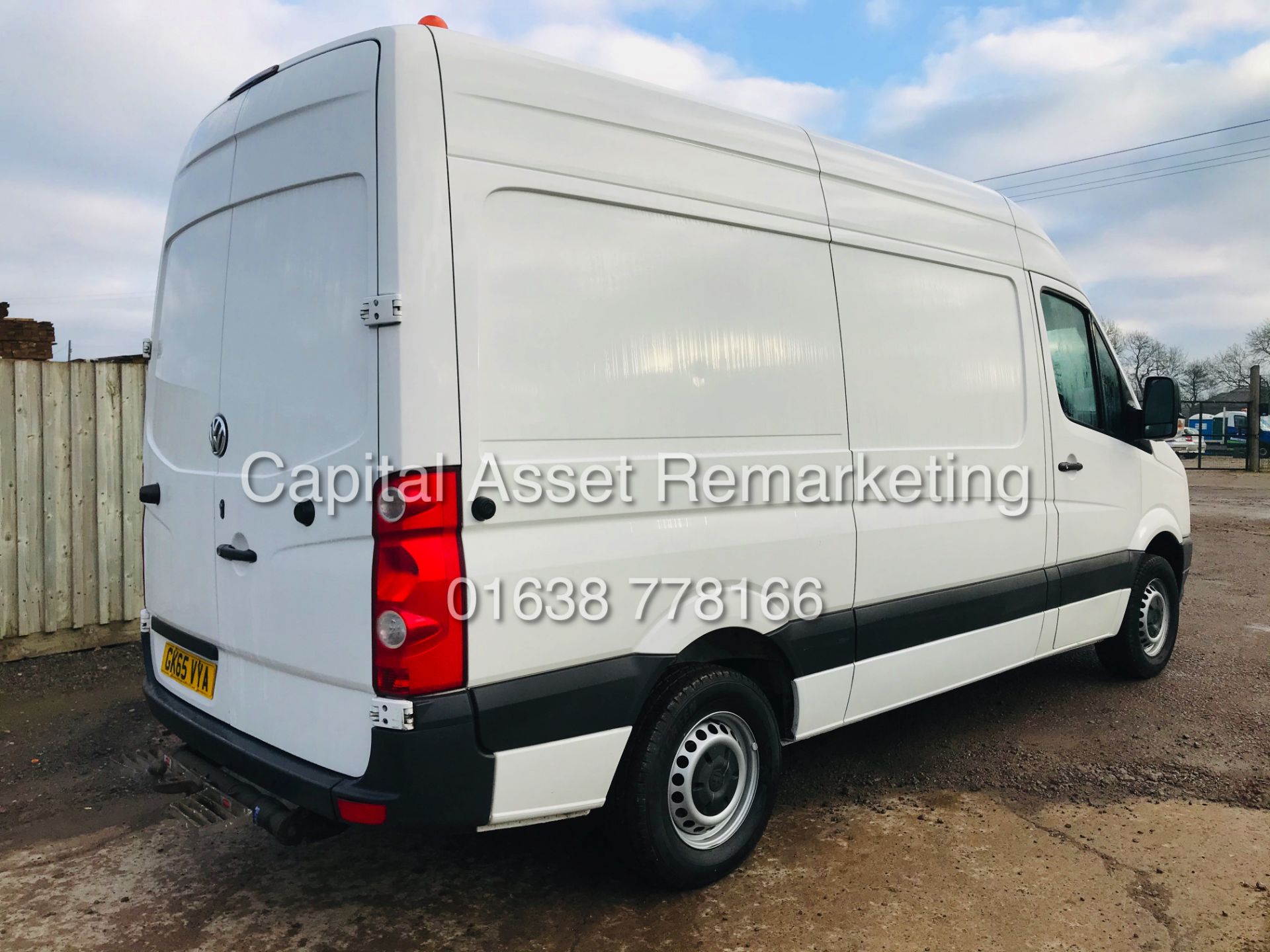 VOLKSWAGEN CRAFTER 2.0TDI CR35 (2016 MODEL) 1 OWNER WITH ONLY 89K FROM NEW-6 SPEED-CRUISE-ELEC PACK - Image 7 of 18