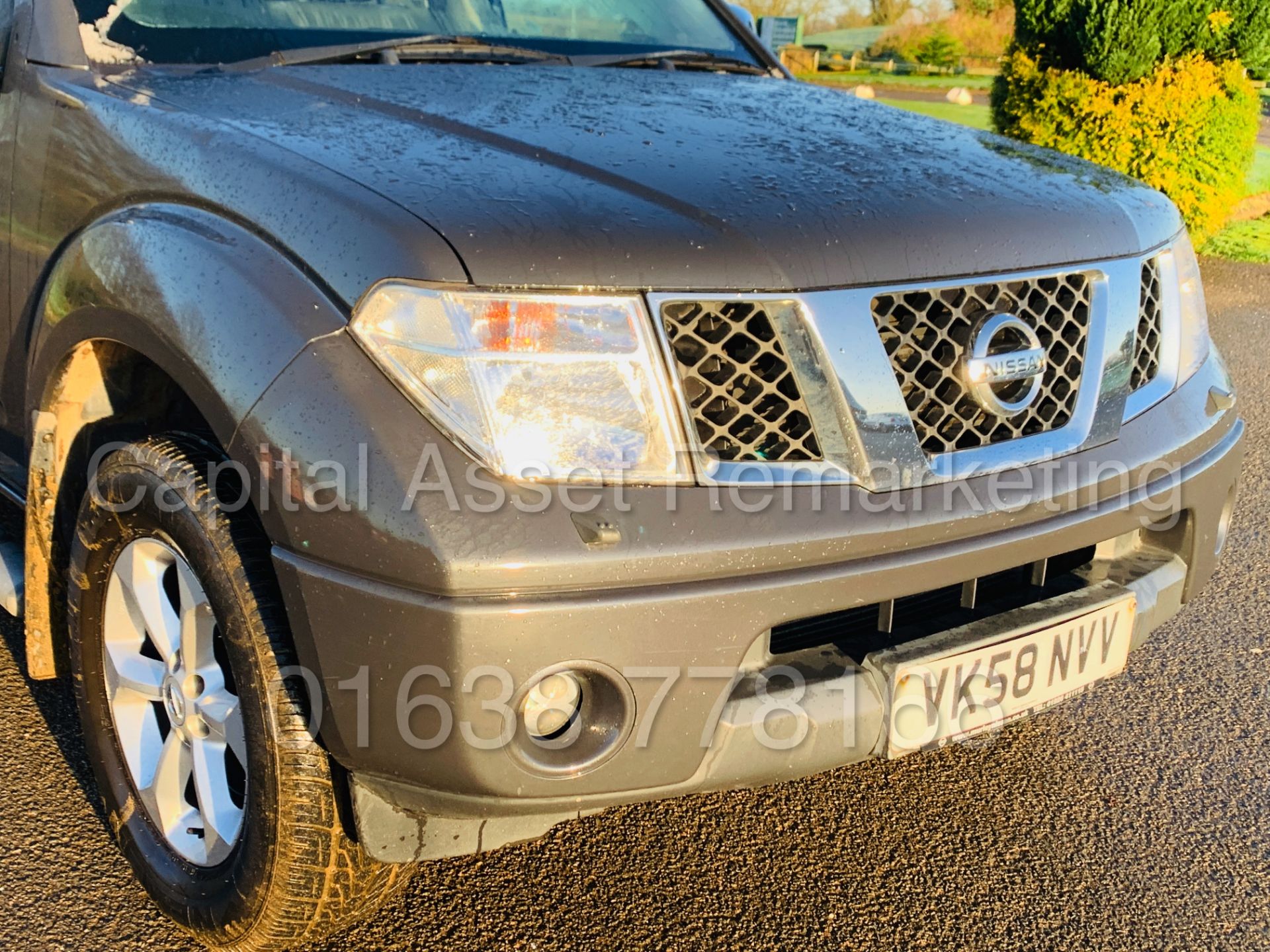 NISSAN NAVARA *OUTLAW* DOUBLE CAB PICK-UP *4X4* (2009) '2.5 DCI-171 BHP- 6 SPEED' *AIR CON* (NO VAT) - Image 12 of 42