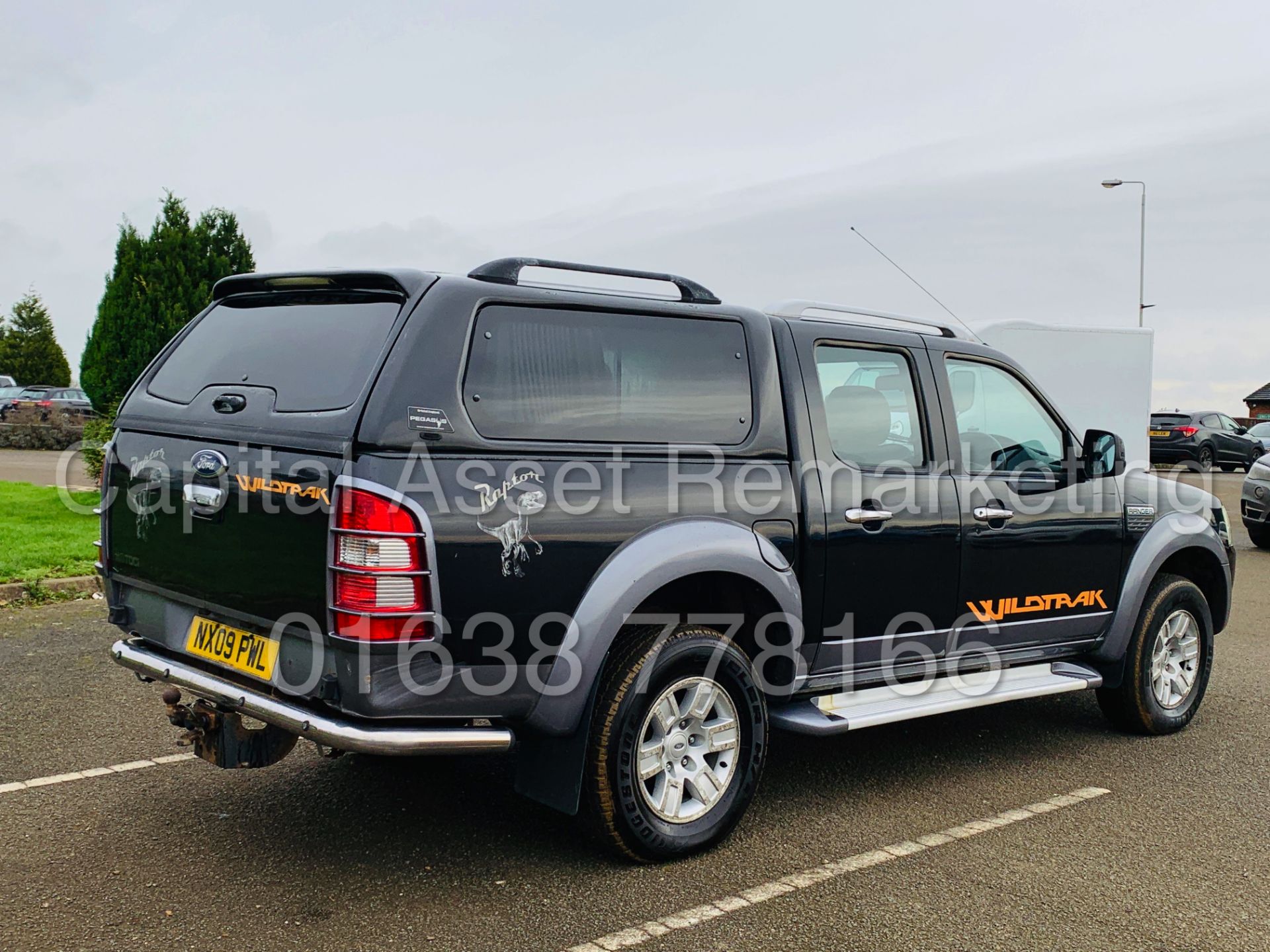 FORD RANGER *WILDTRAK* DOUBLE CAB PICK-UP *4X4* (2009) '3.0 TDCI - 156 BHP* (FULLY LOADED) - Image 12 of 37