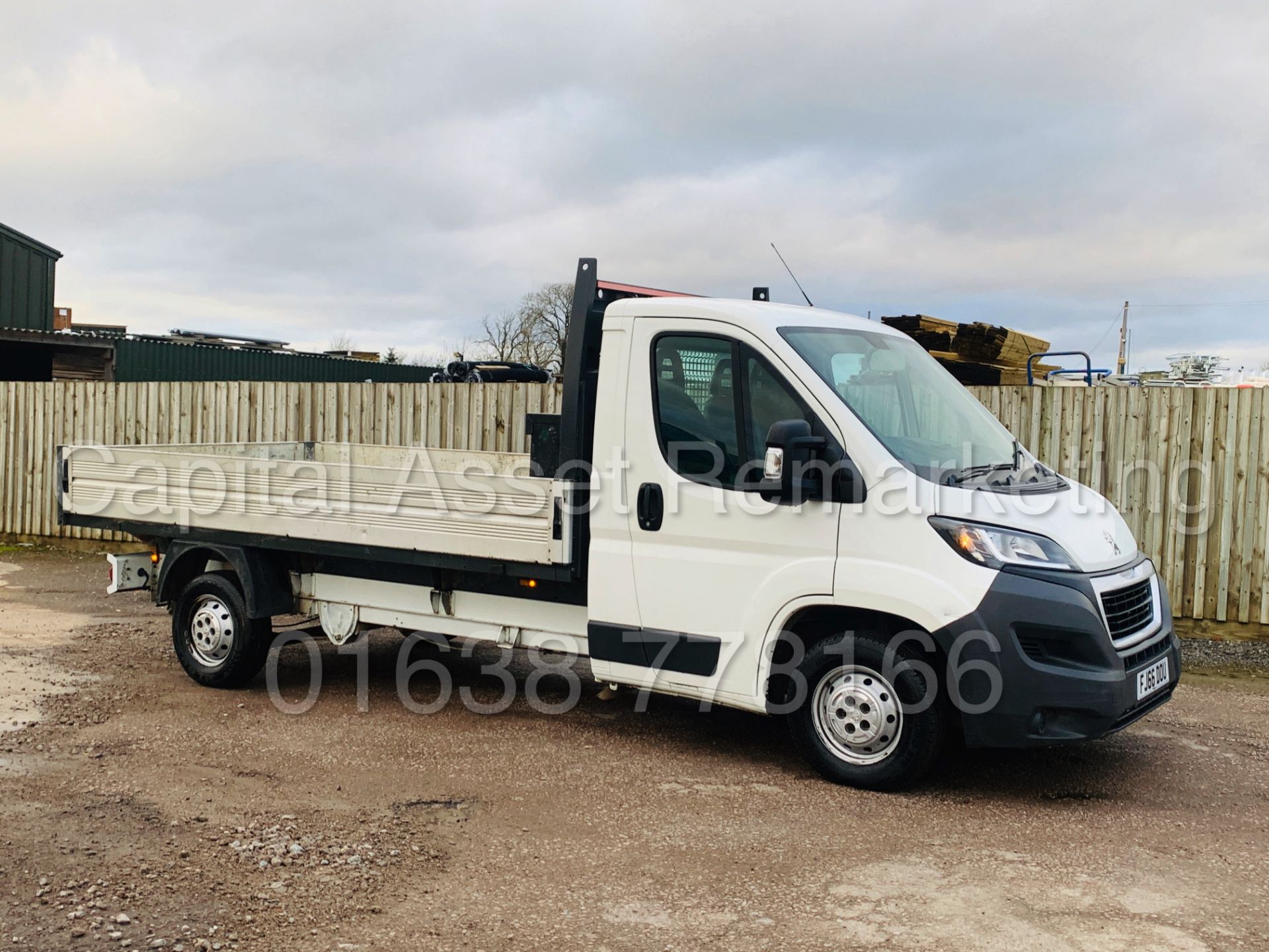 PEUGEOT BOXER *LWB - DROPSIDE TRUCK* (2017 - EURO 6 MODEL) '2.0 HDI - 6 SPEED' *ONLY 45,000 MILES*