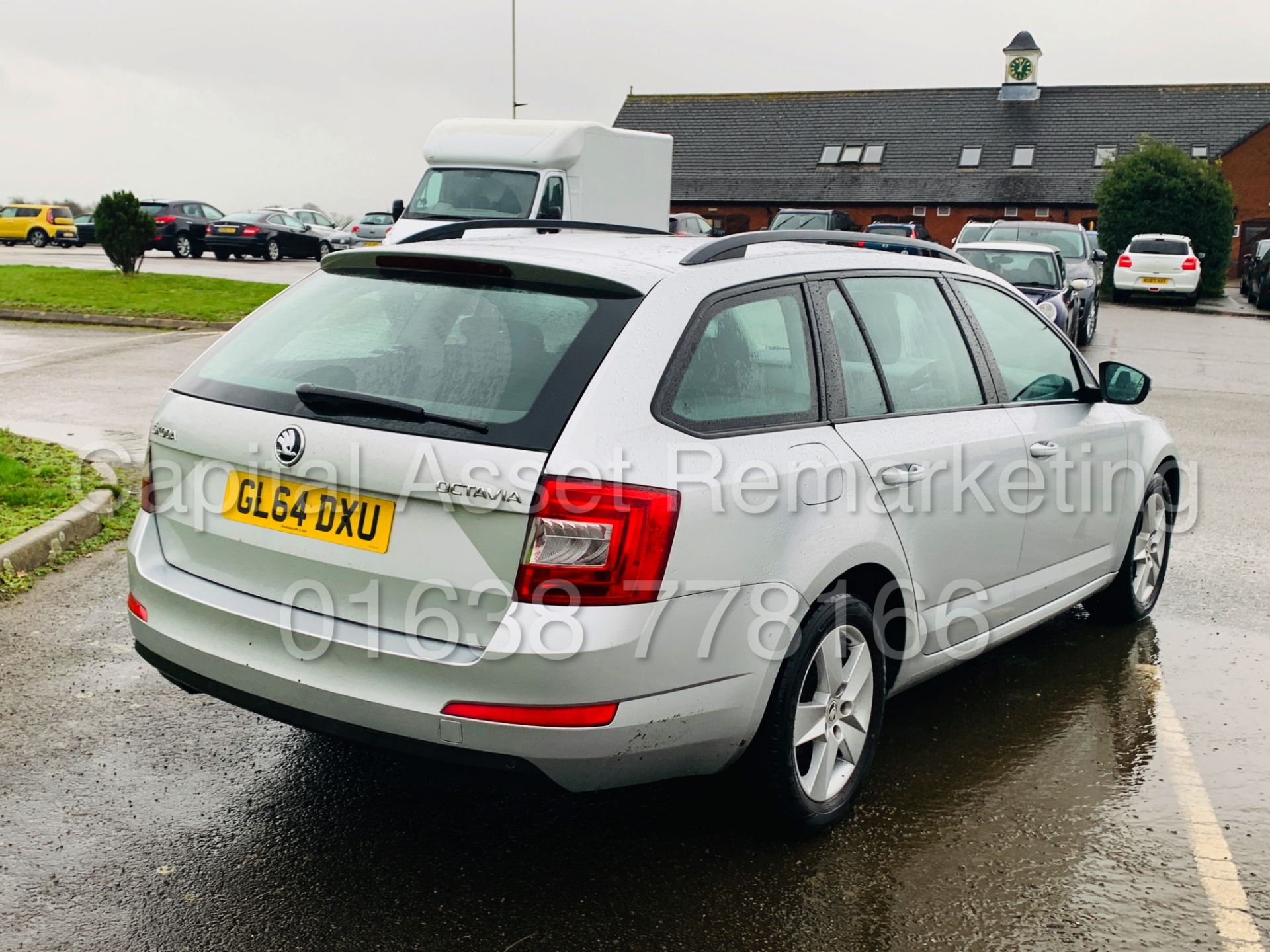 (On Sale) SKODA OCTAVIA *SE CR - 5 DOOR ESTATE* (64 REG) '1.6 TDI - 105 BHP' *A/C* (NO VAT) 55 MPG+ - Image 10 of 34