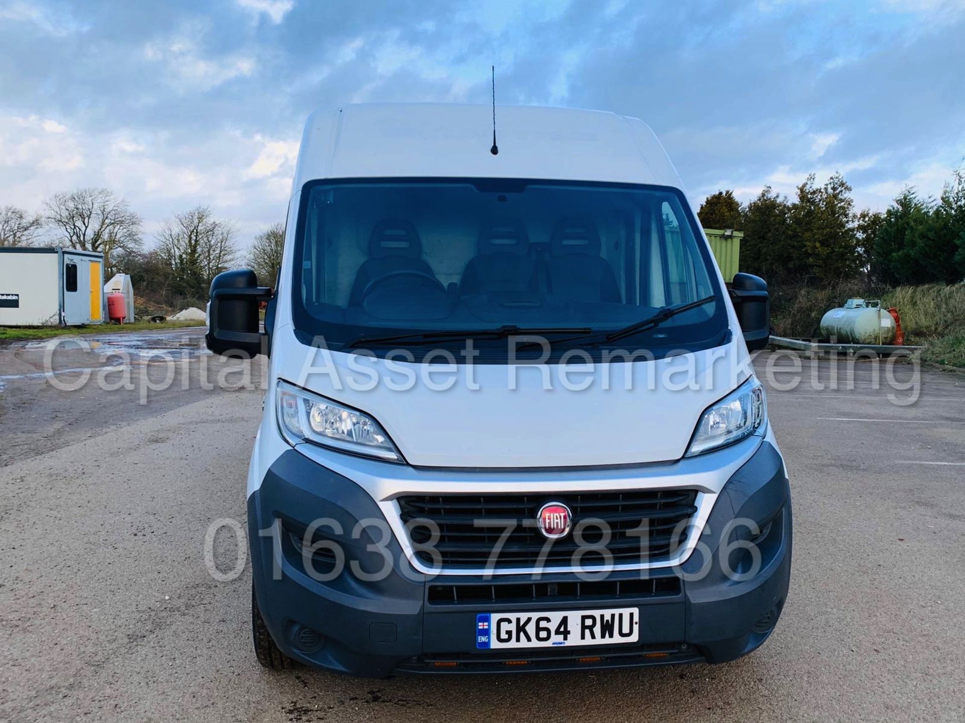 FIAT DUCATO 35 *LWB HI-ROOF* (2015 -NEW MODEL) '2.3 DIESEL -130 BHP - 6 SPEED' (3500 KG) *LOW MILES* - Image 7 of 27