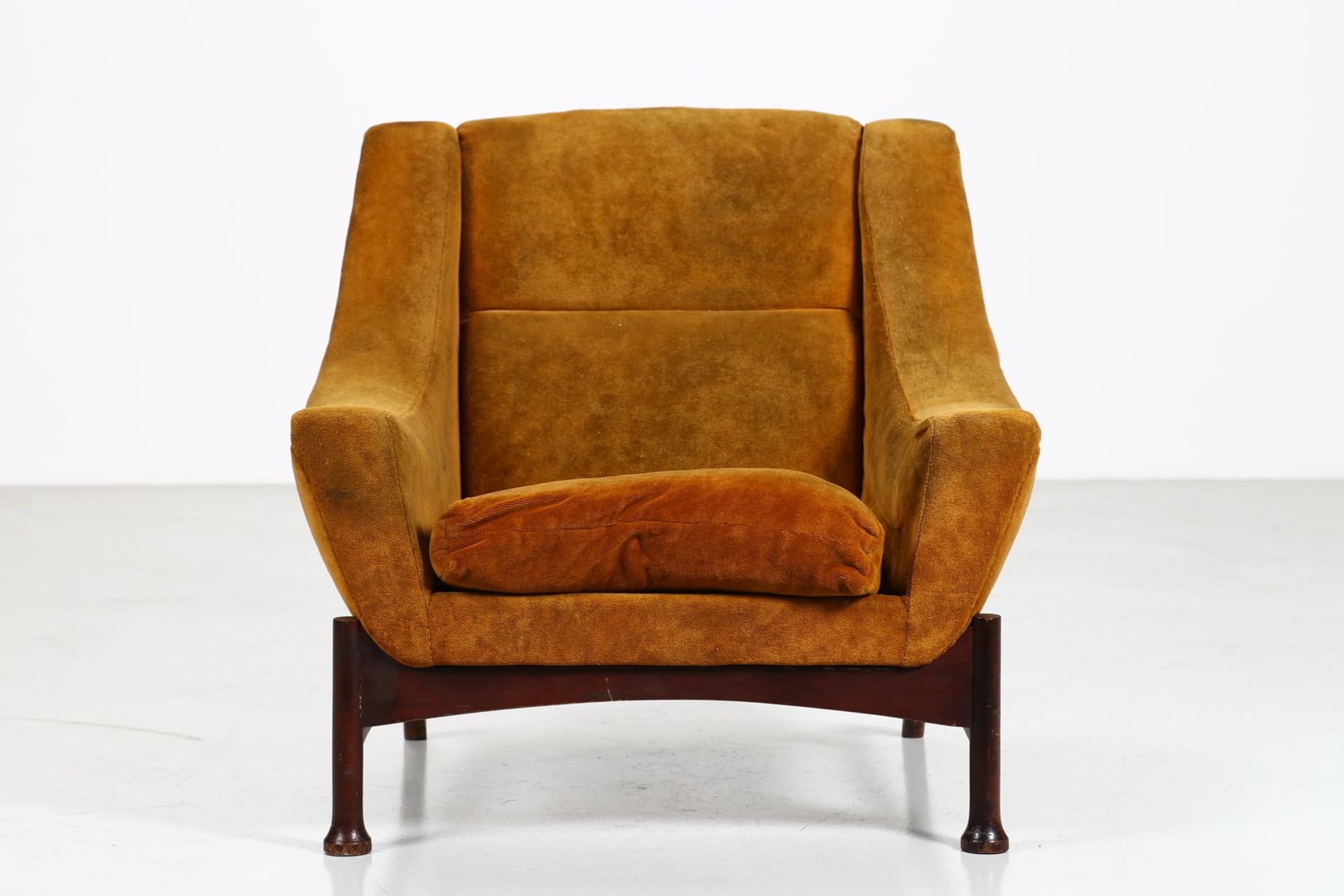 MANIFATTURA ITALIANA Armchair. - Bild 10 aus 10