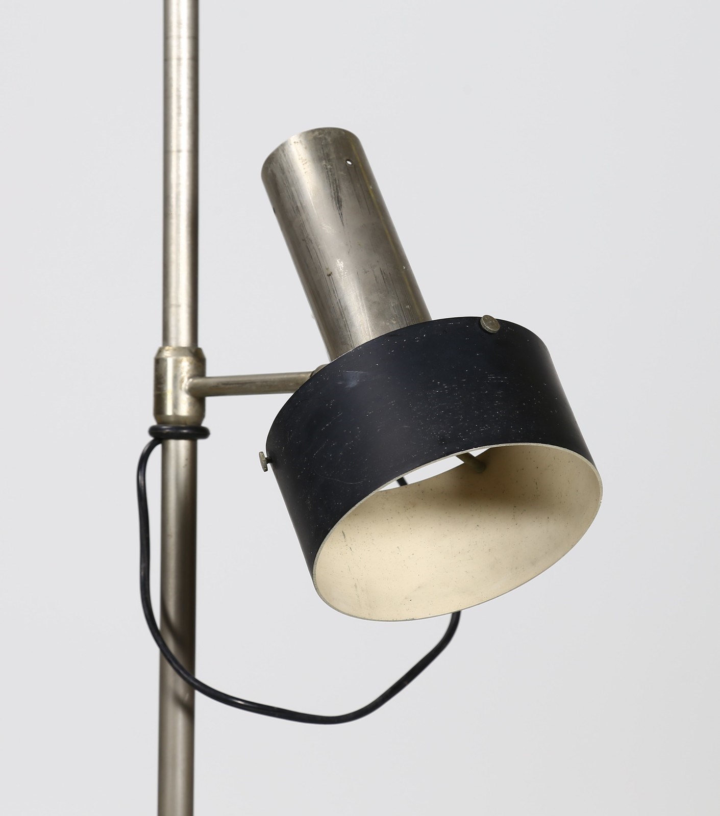 GIUSEPPE OSTUNI Attribute to. Floor lamp. - Image 2 of 5