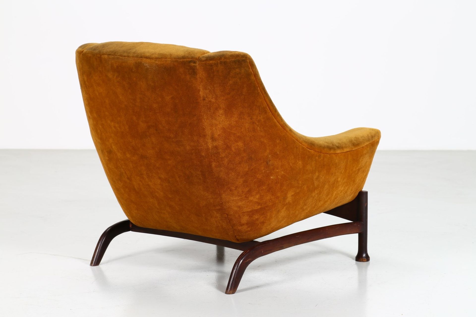 MANIFATTURA ITALIANA Armchair. - Bild 2 aus 10