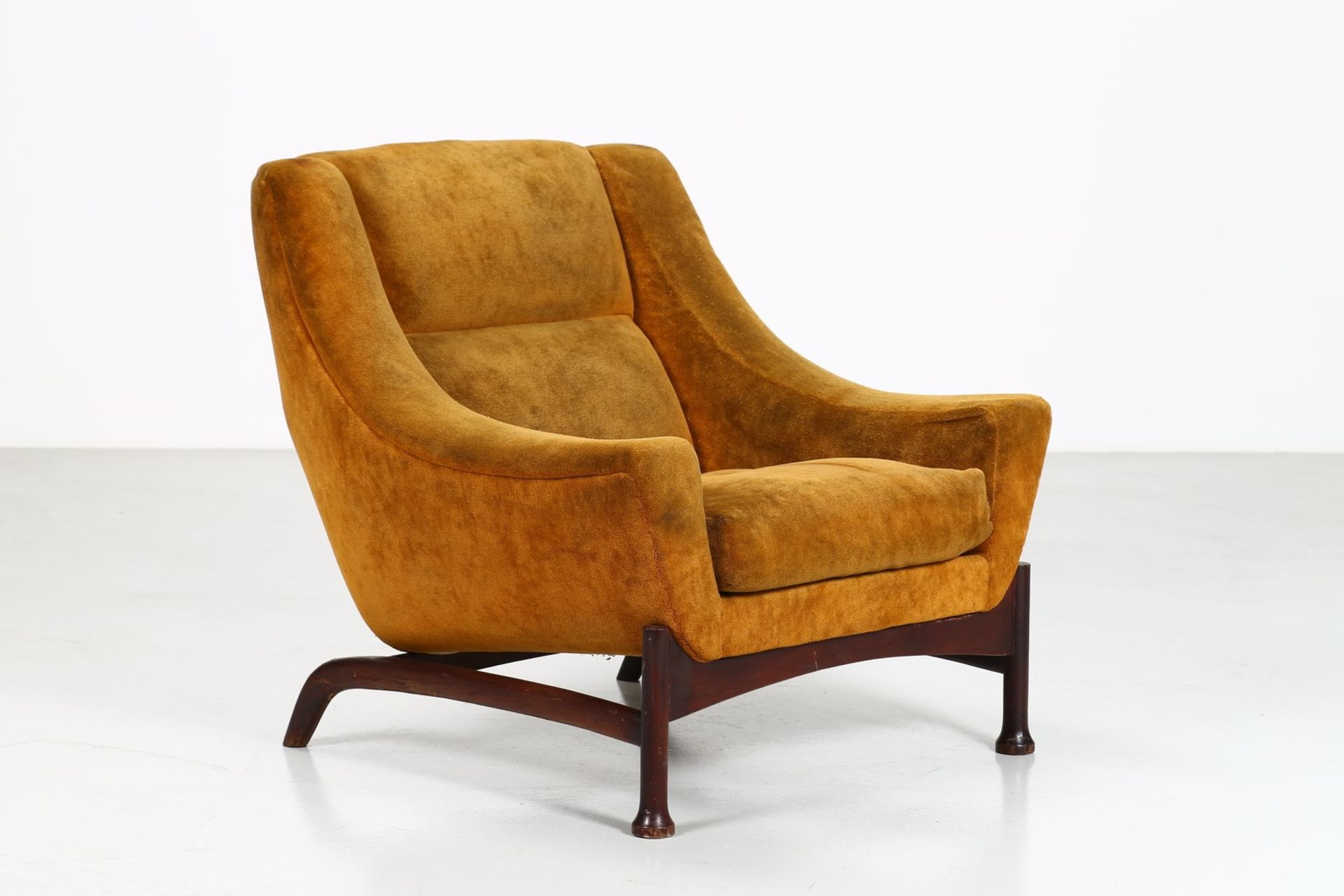 MANIFATTURA ITALIANA Armchair.