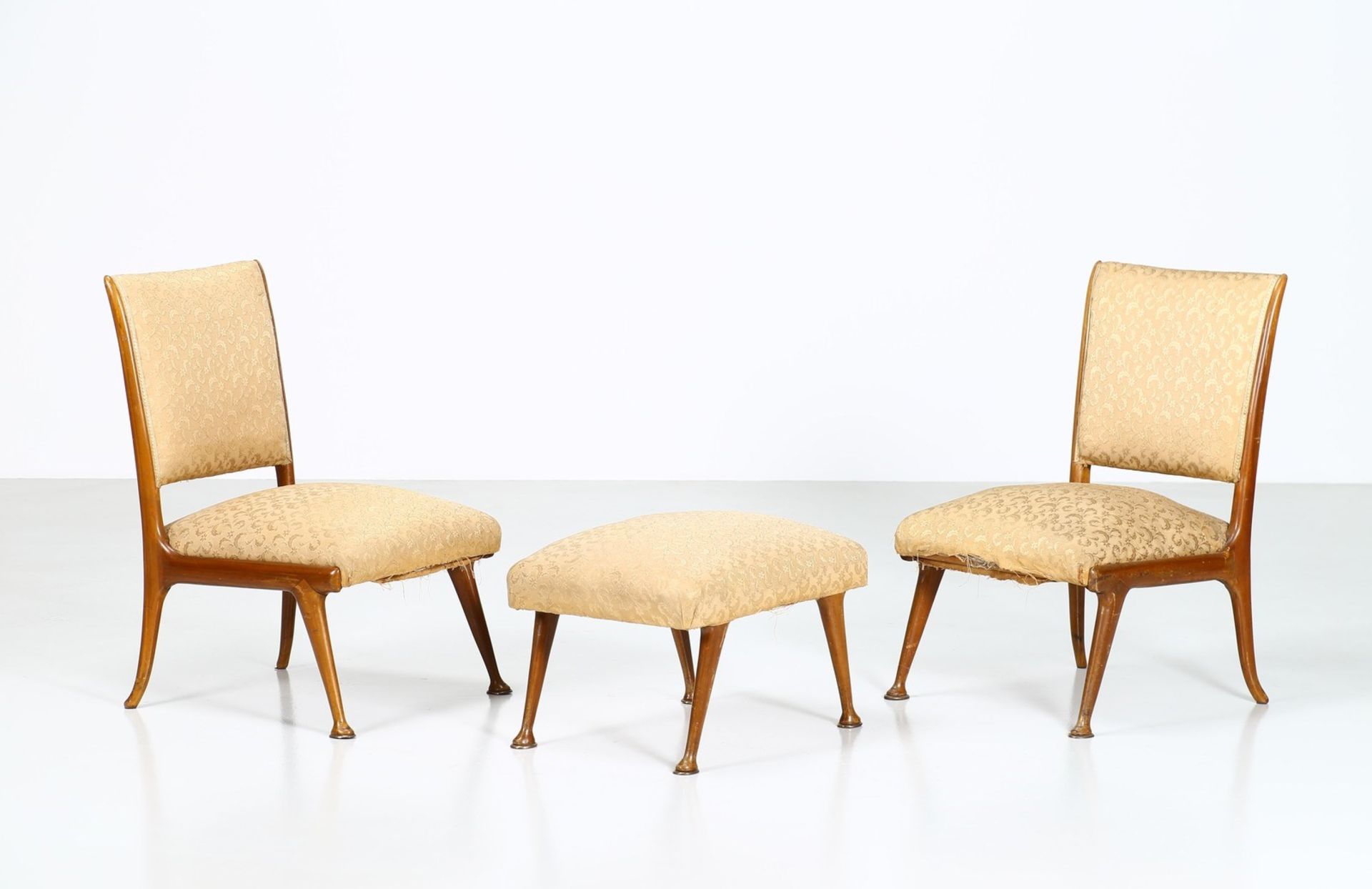 MANIFATTURA ITALIANA Pair of armchairs and pouf.