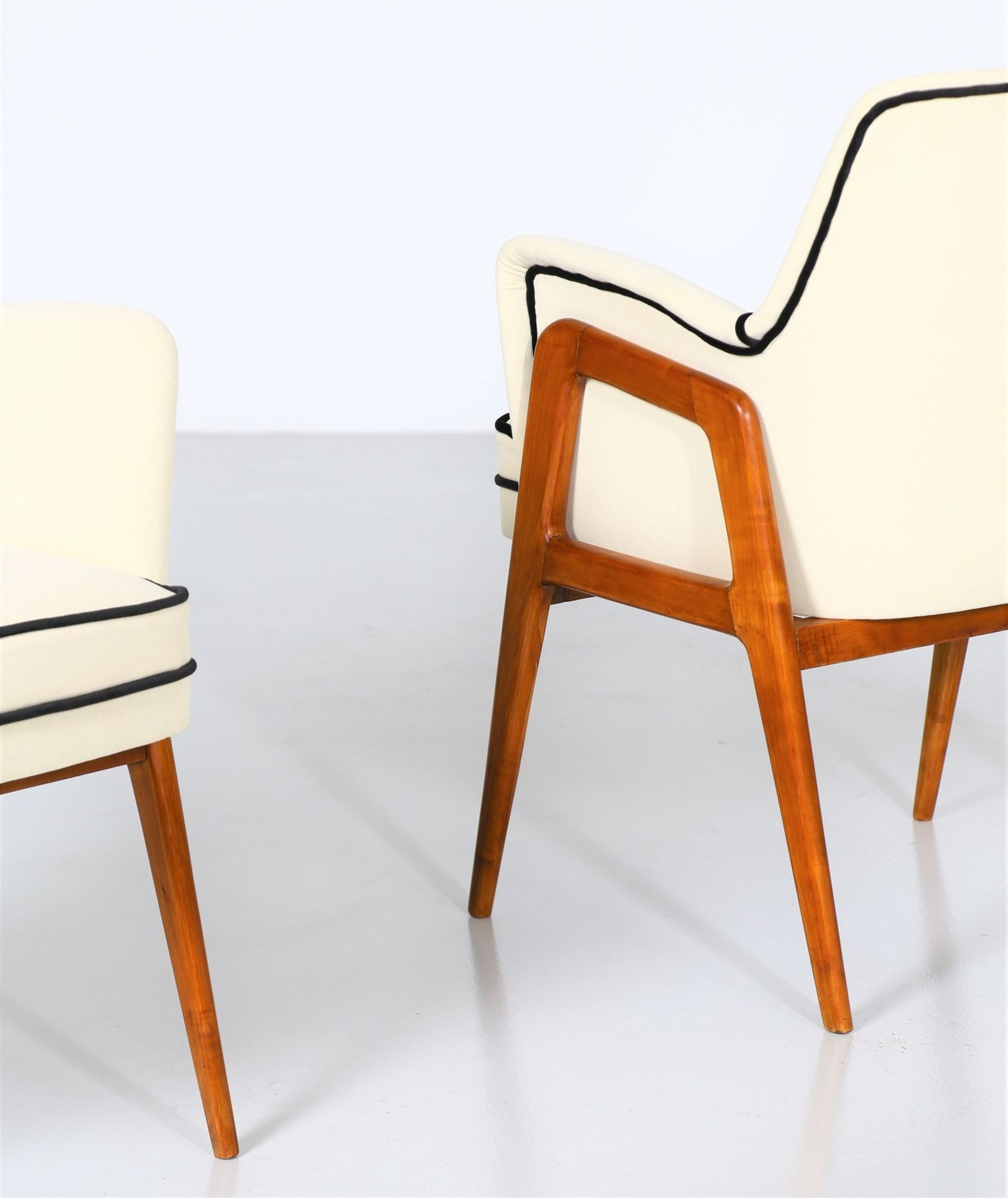 GIO PONTI Attributed to. Pair of armchairs. - Bild 2 aus 6